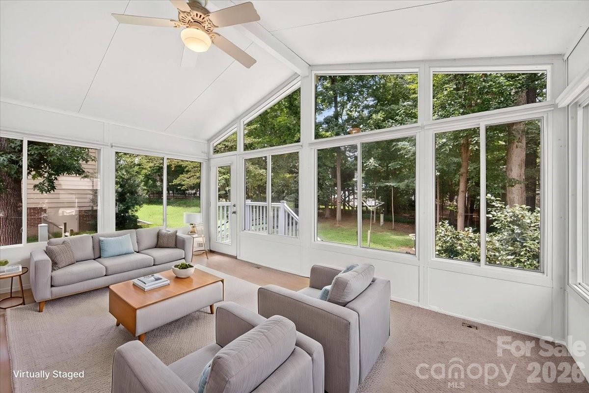 5000 Cedar Forest Drive Property Photo 14