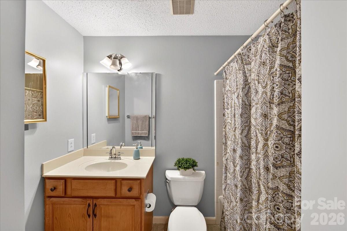 5000 Cedar Forest Drive Property Photo 17