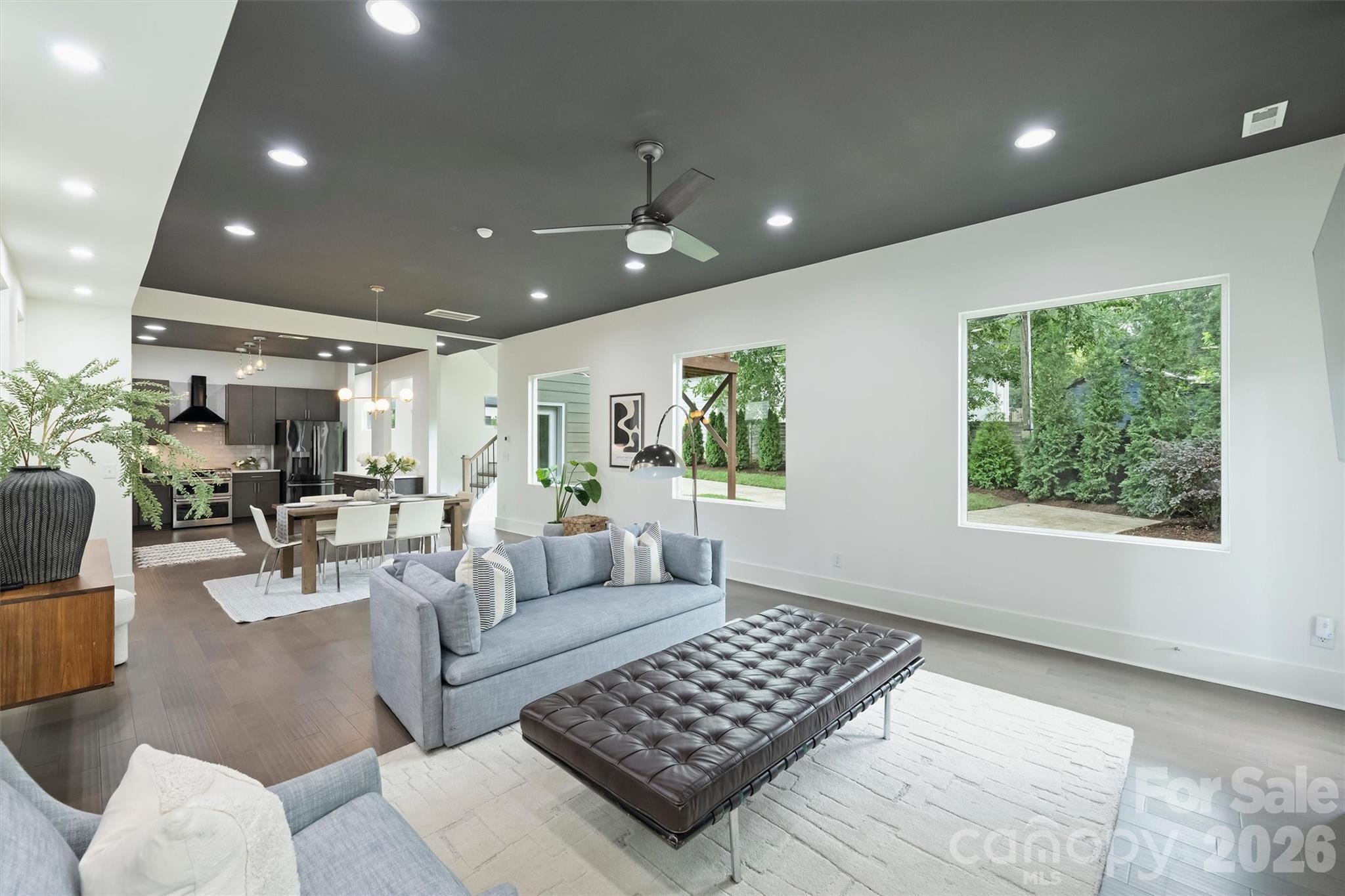 2111 Parson Street Property Photo 3