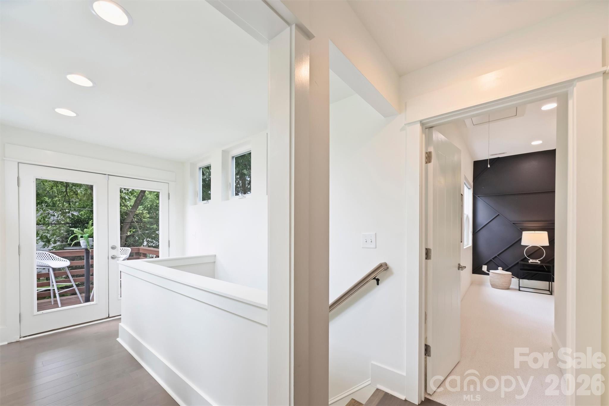 2111 Parson Street Property Photo 10