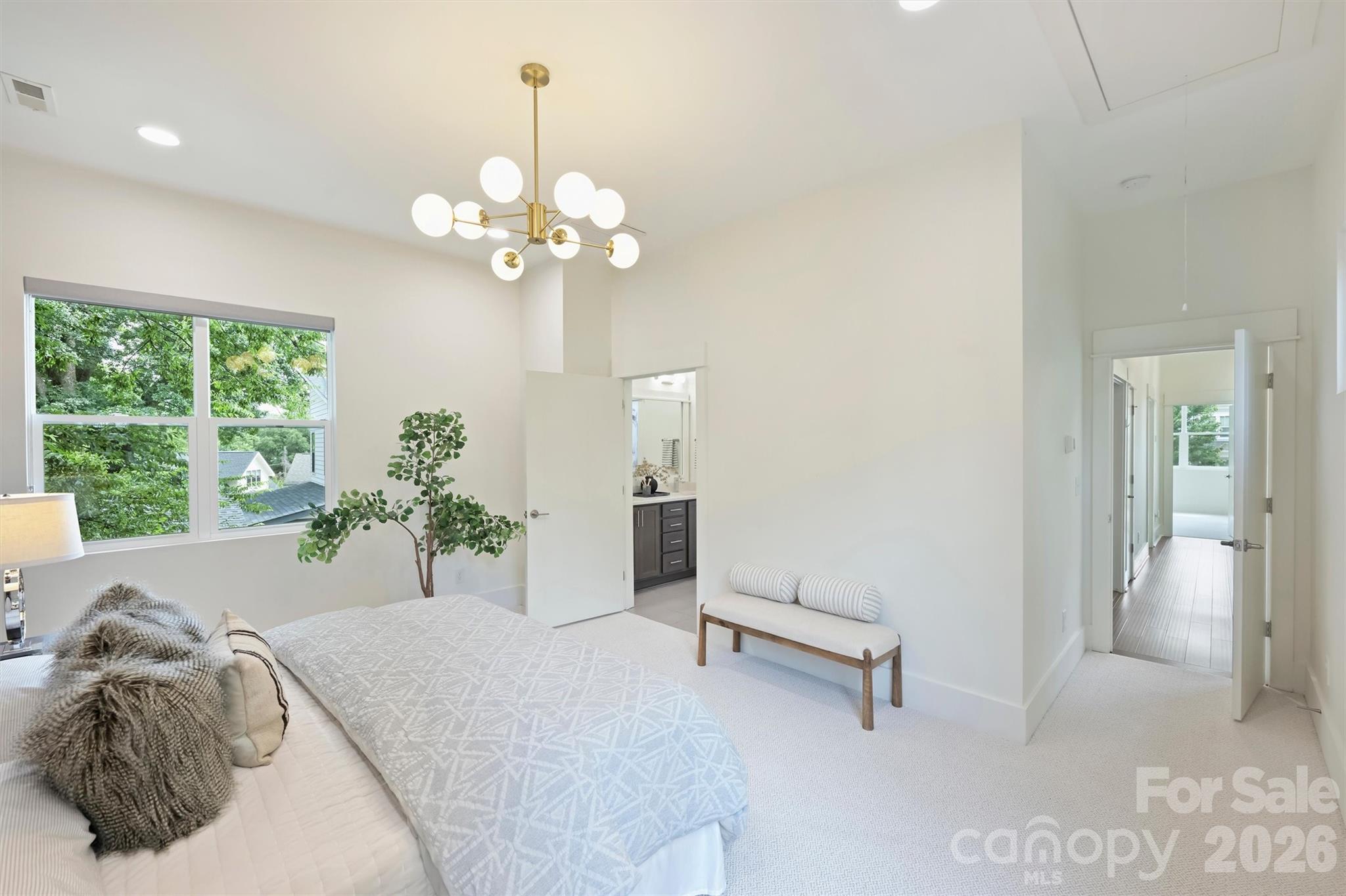 2111 Parson Street Property Photo 12