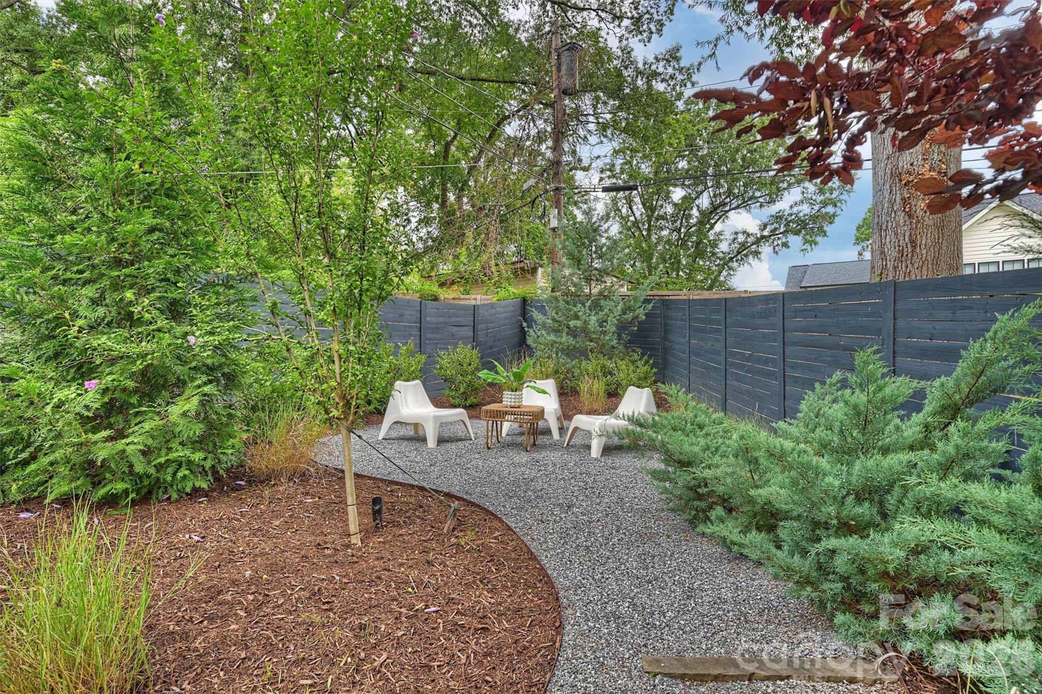 2111 Parson Street Property Photo 25