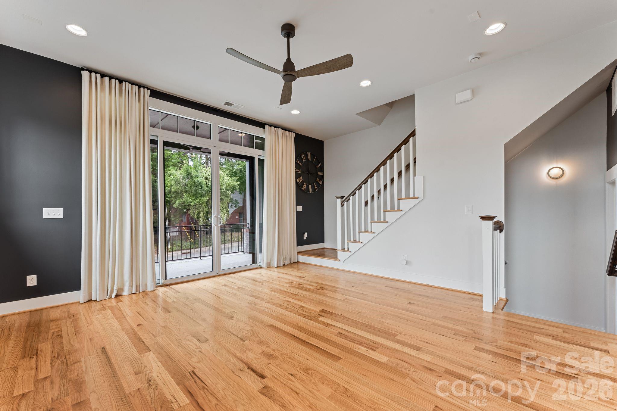 3015 Kalex Court Property Photo 12