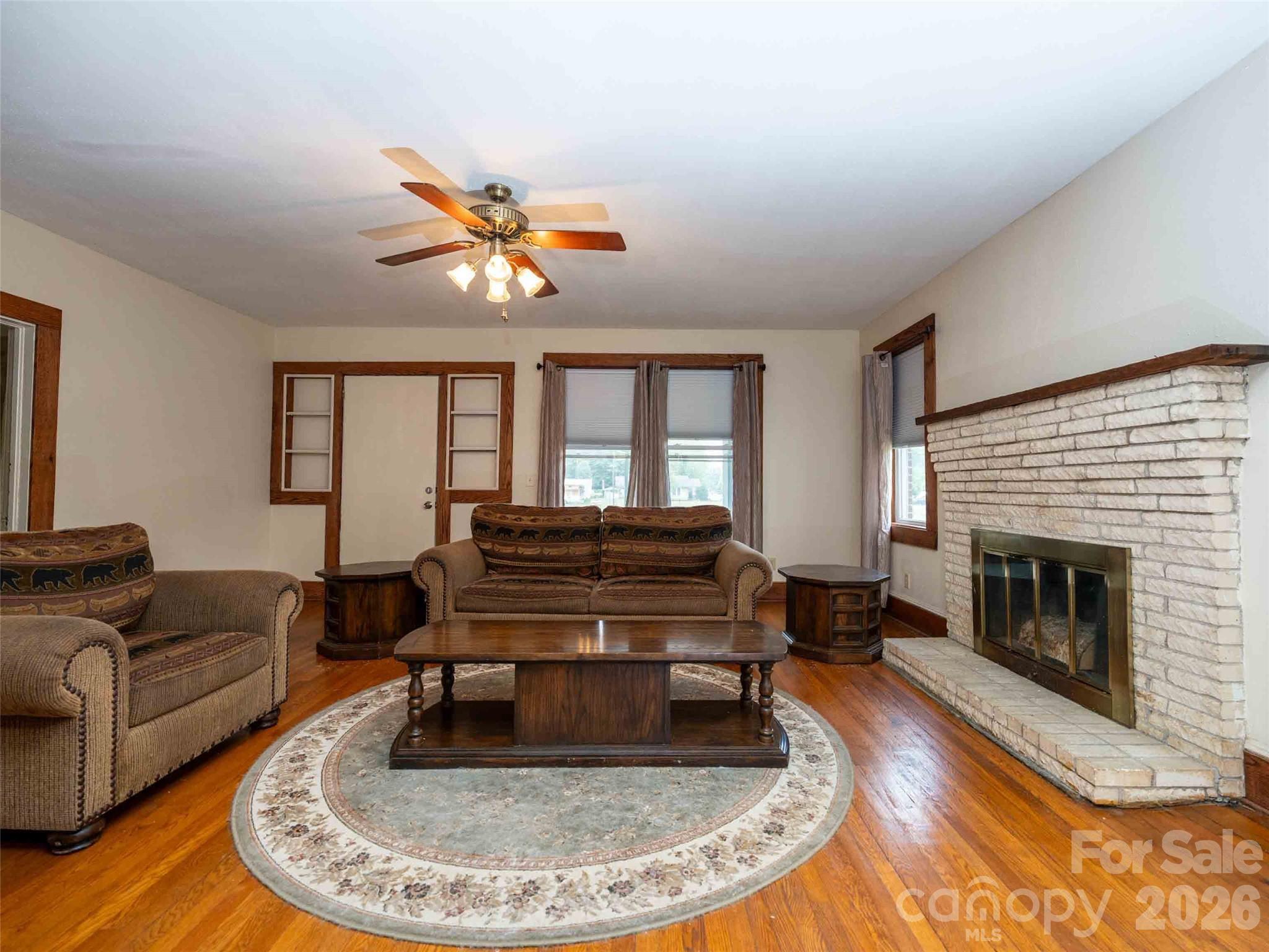 103 E King Street Property Photo 17