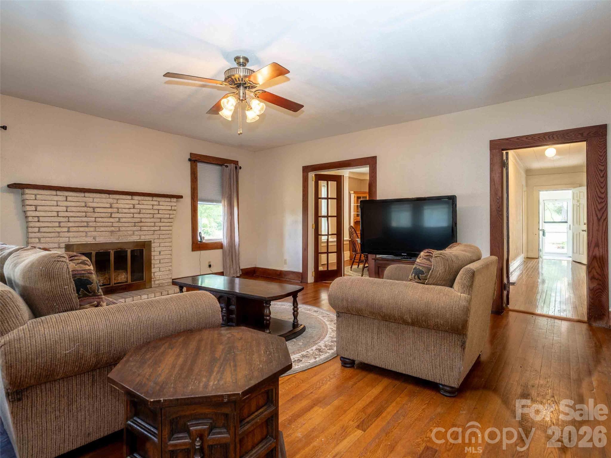 103 E King Street Property Photo 19