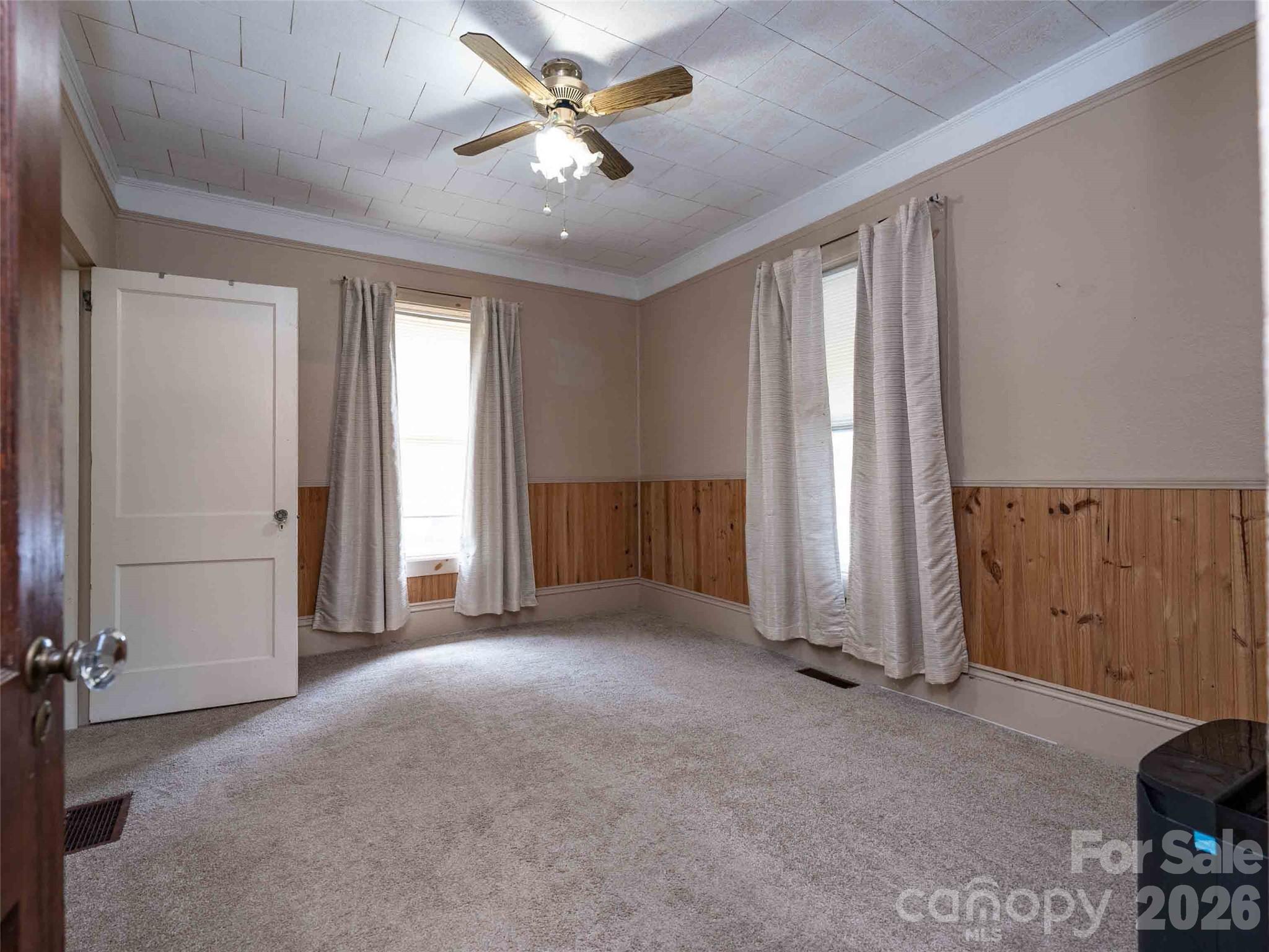 103 E King Street Property Photo 20