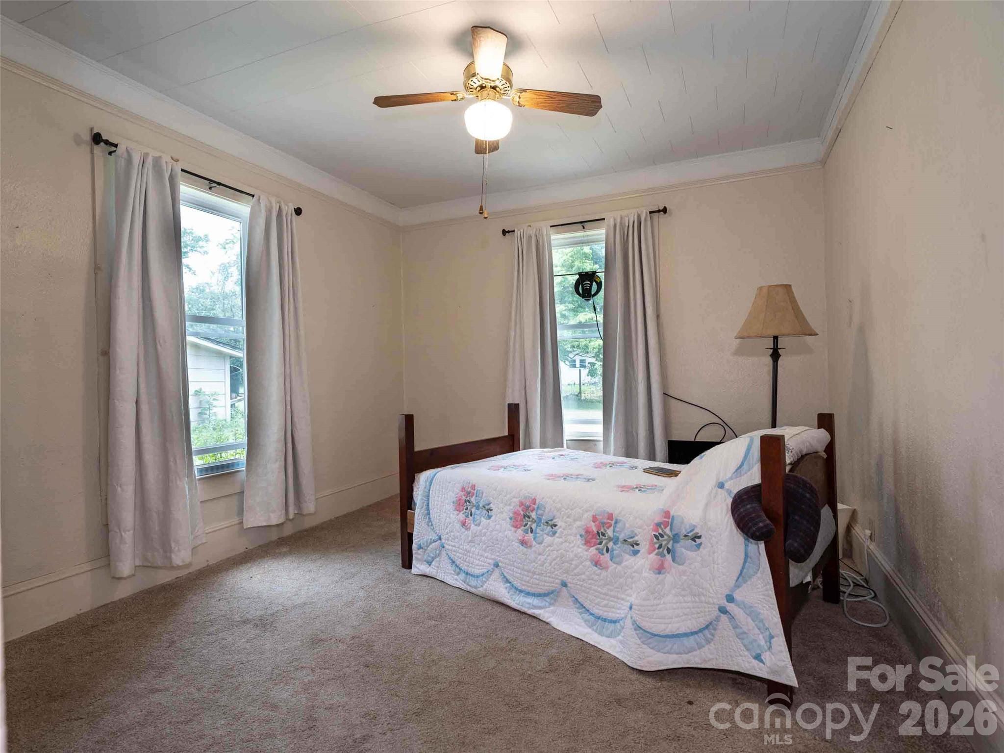 103 E King Street Property Photo 26