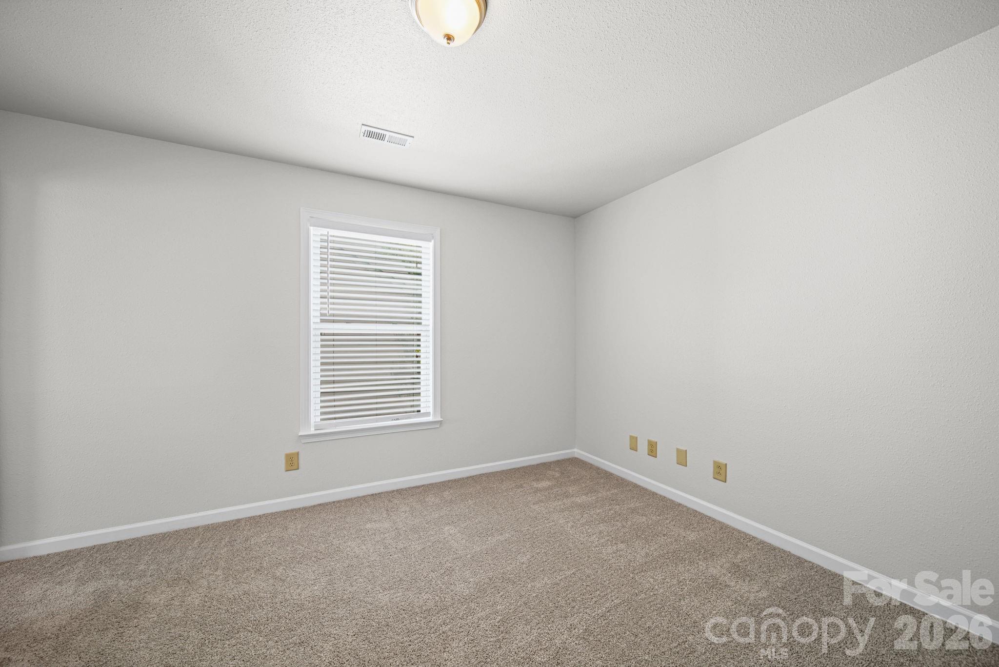 1602 Matthew Allen Circle Property Photo 17