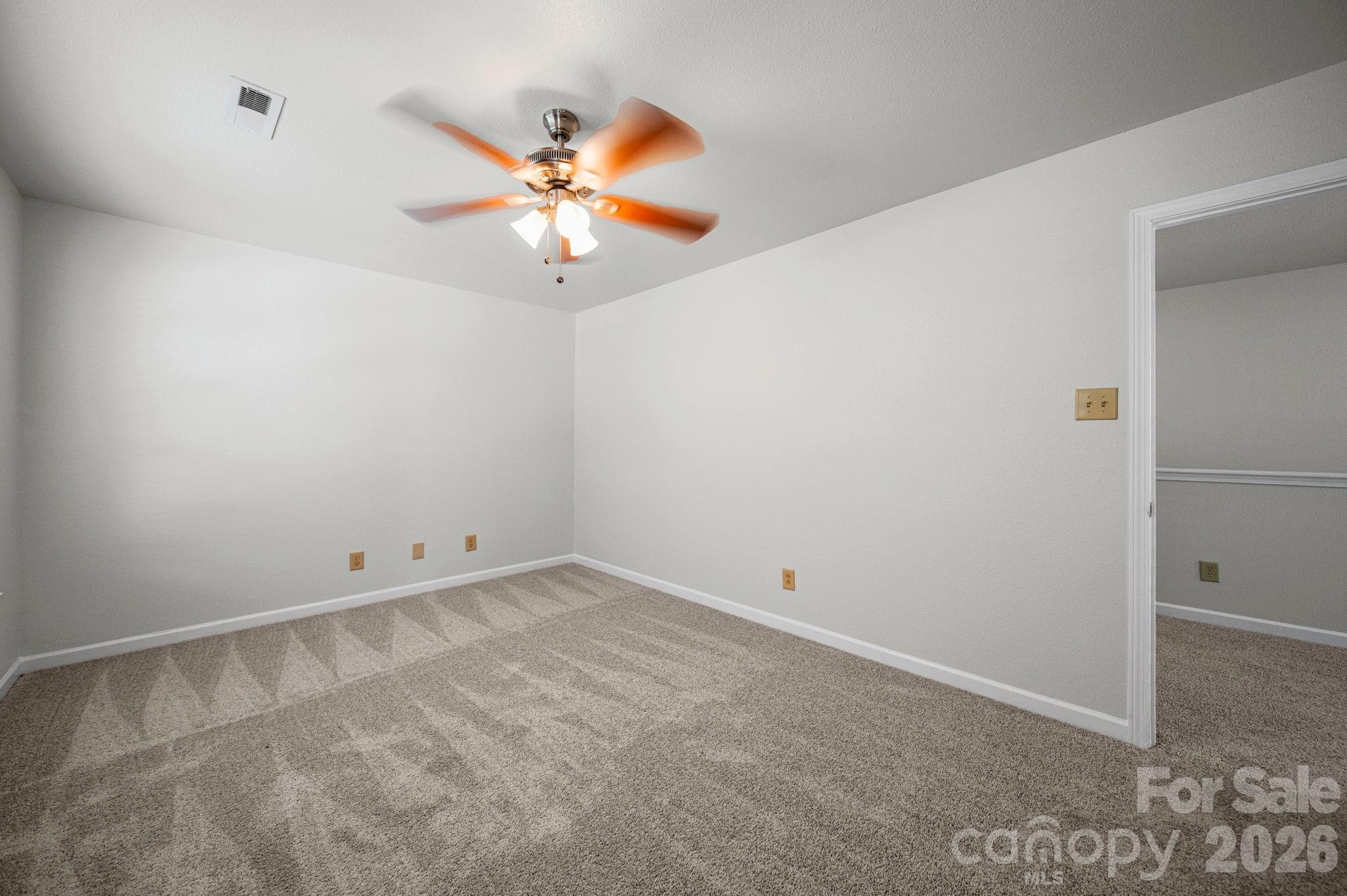 1602 Matthew Allen Circle Property Photo 23