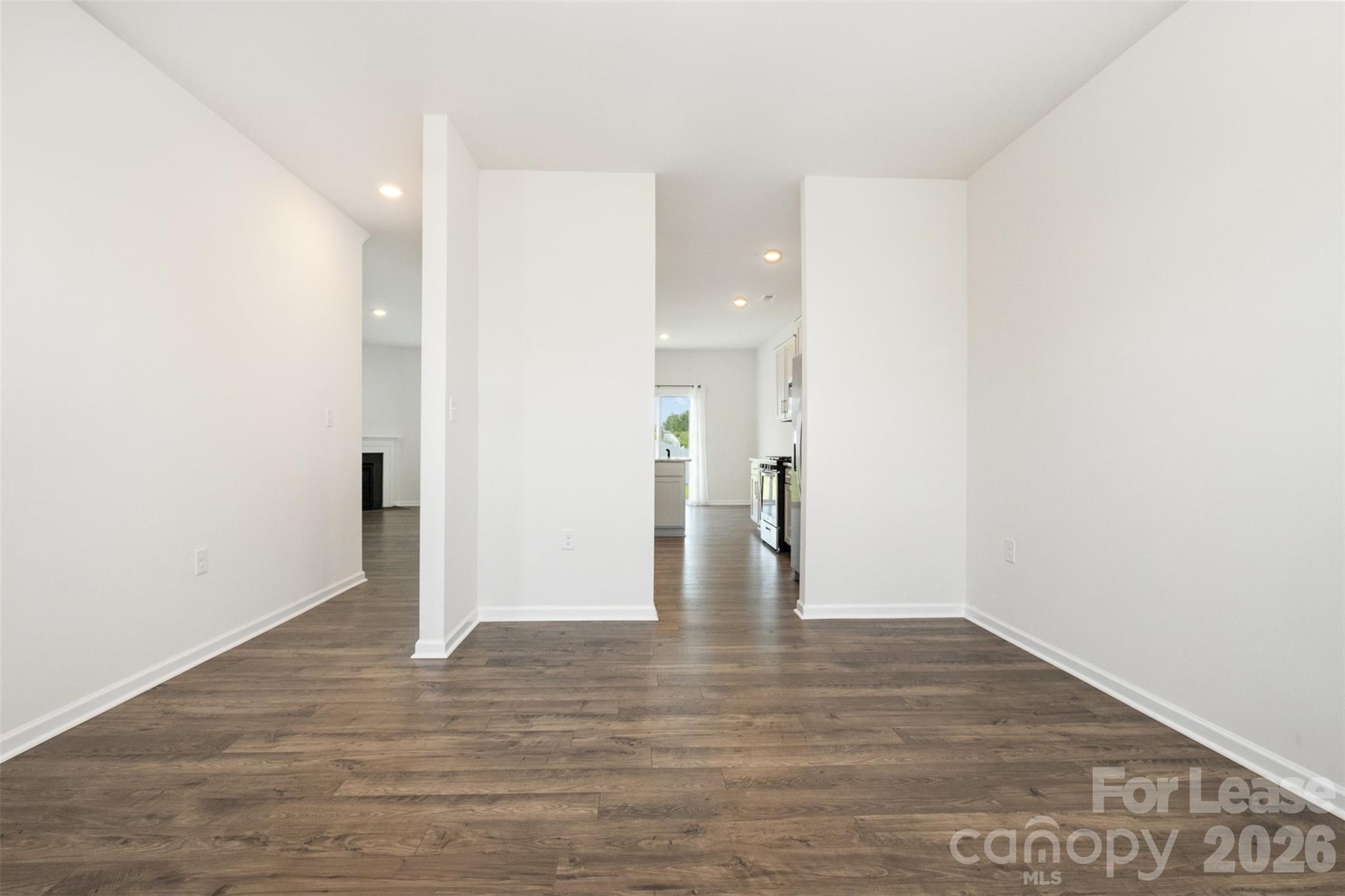 2407 Sugar Court Property Photo 5
