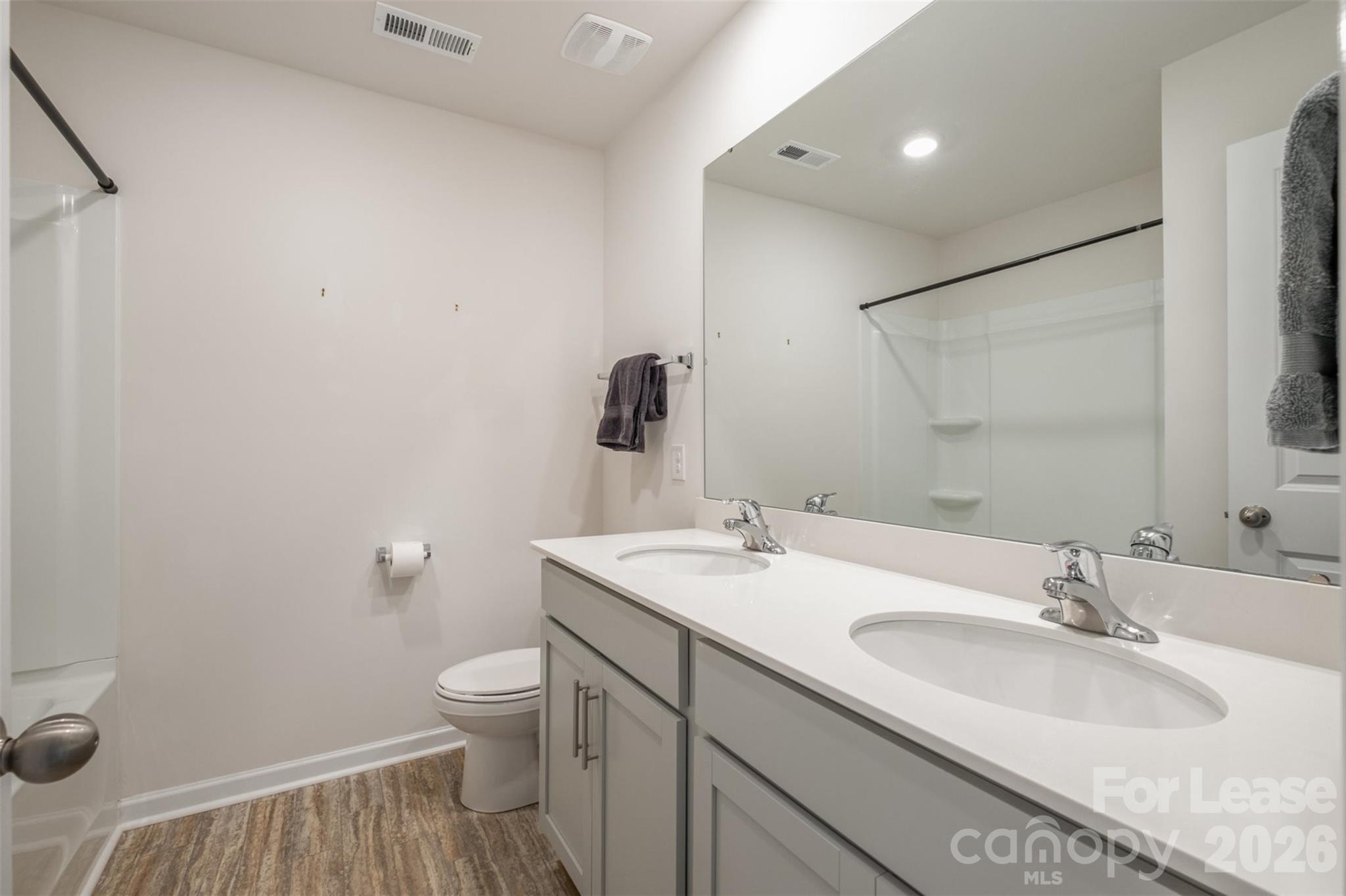 2407 Sugar Court Property Photo 21