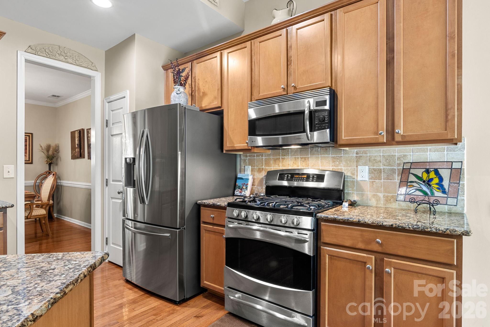 7055 Sedgebrook Drive Property Photo 10