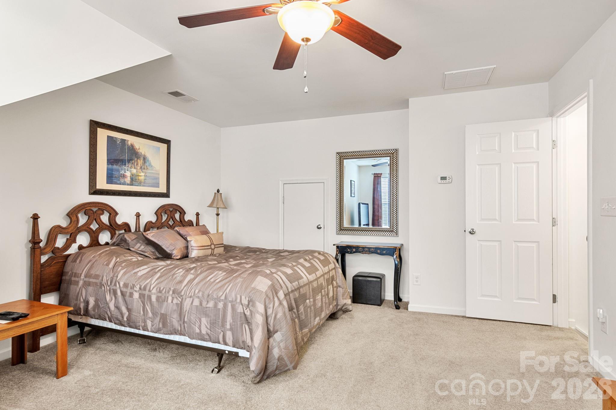 7055 Sedgebrook Drive Property Photo 26