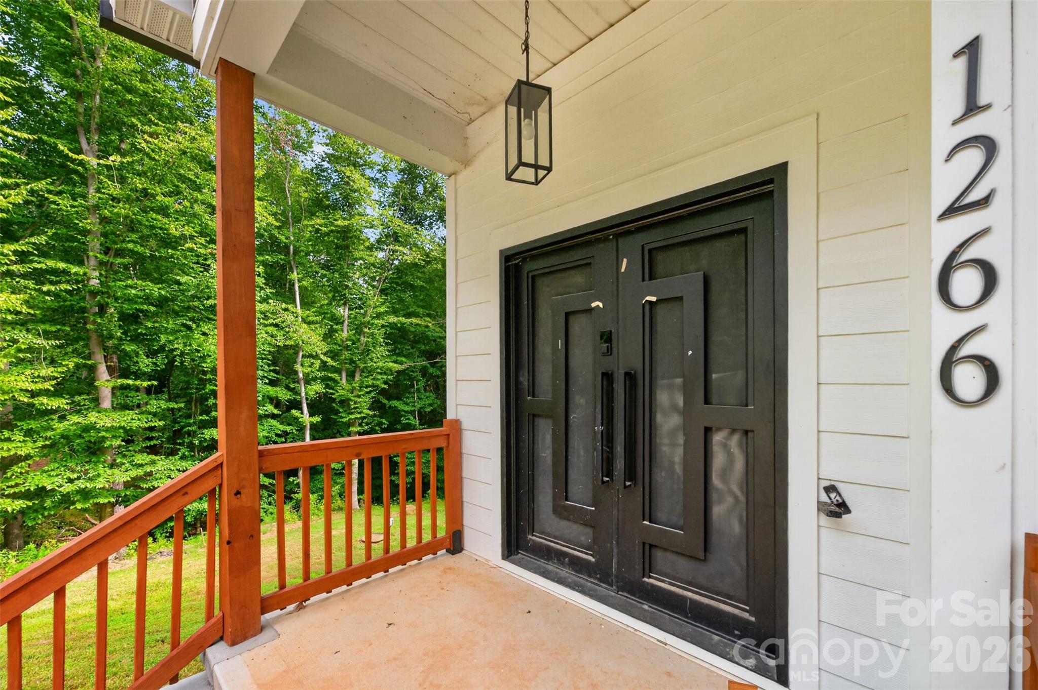 1266 Ron Whicker Drive Property Photo 3