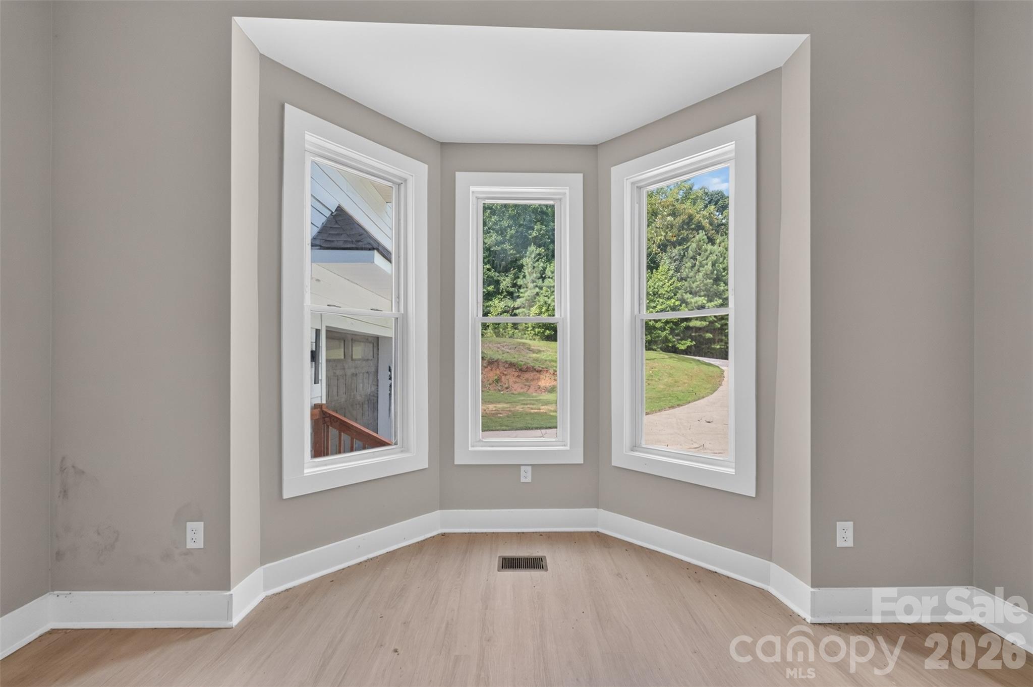 1266 Ron Whicker Drive Property Photo 12