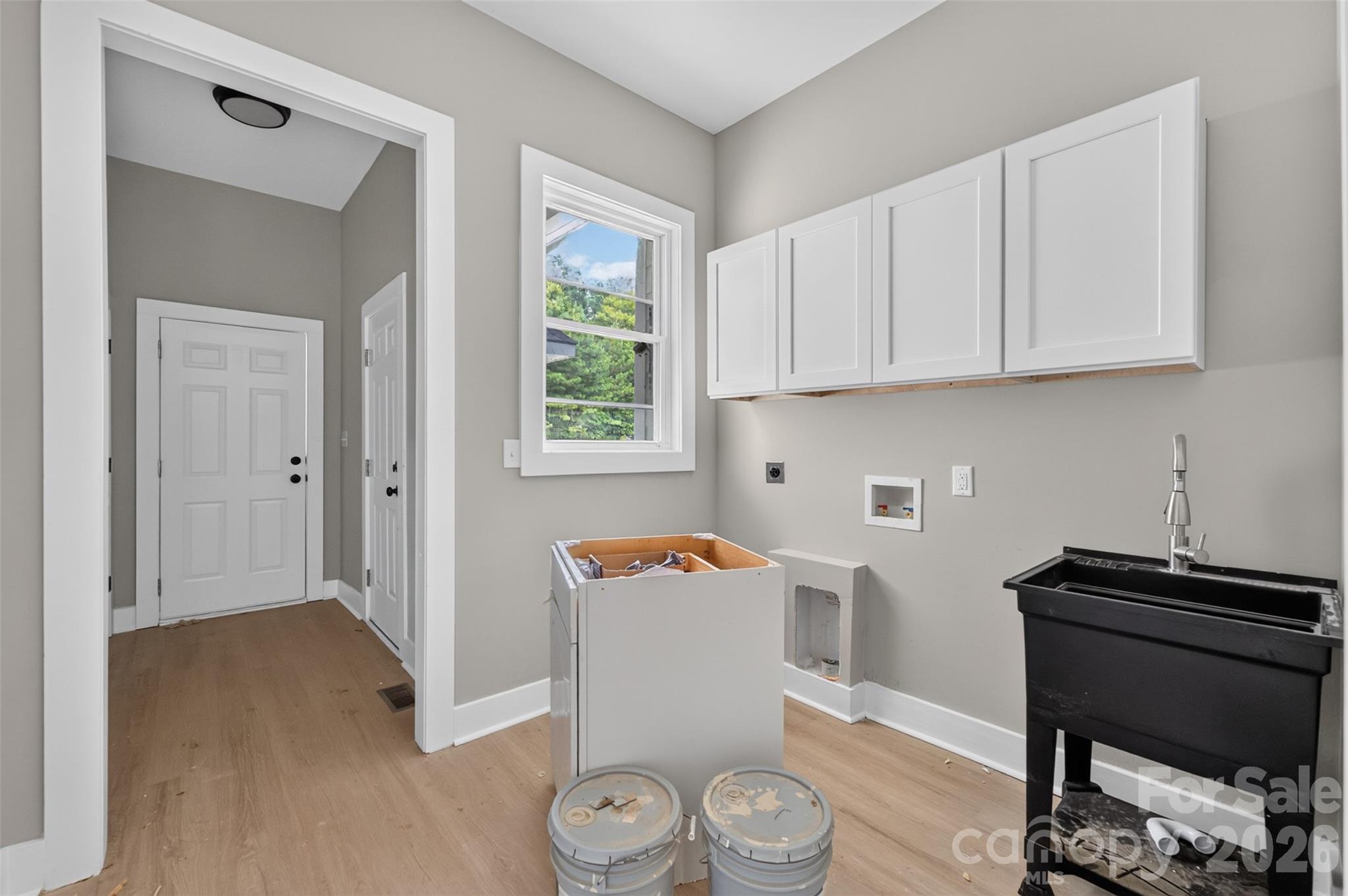 1266 Ron Whicker Drive Property Photo 32