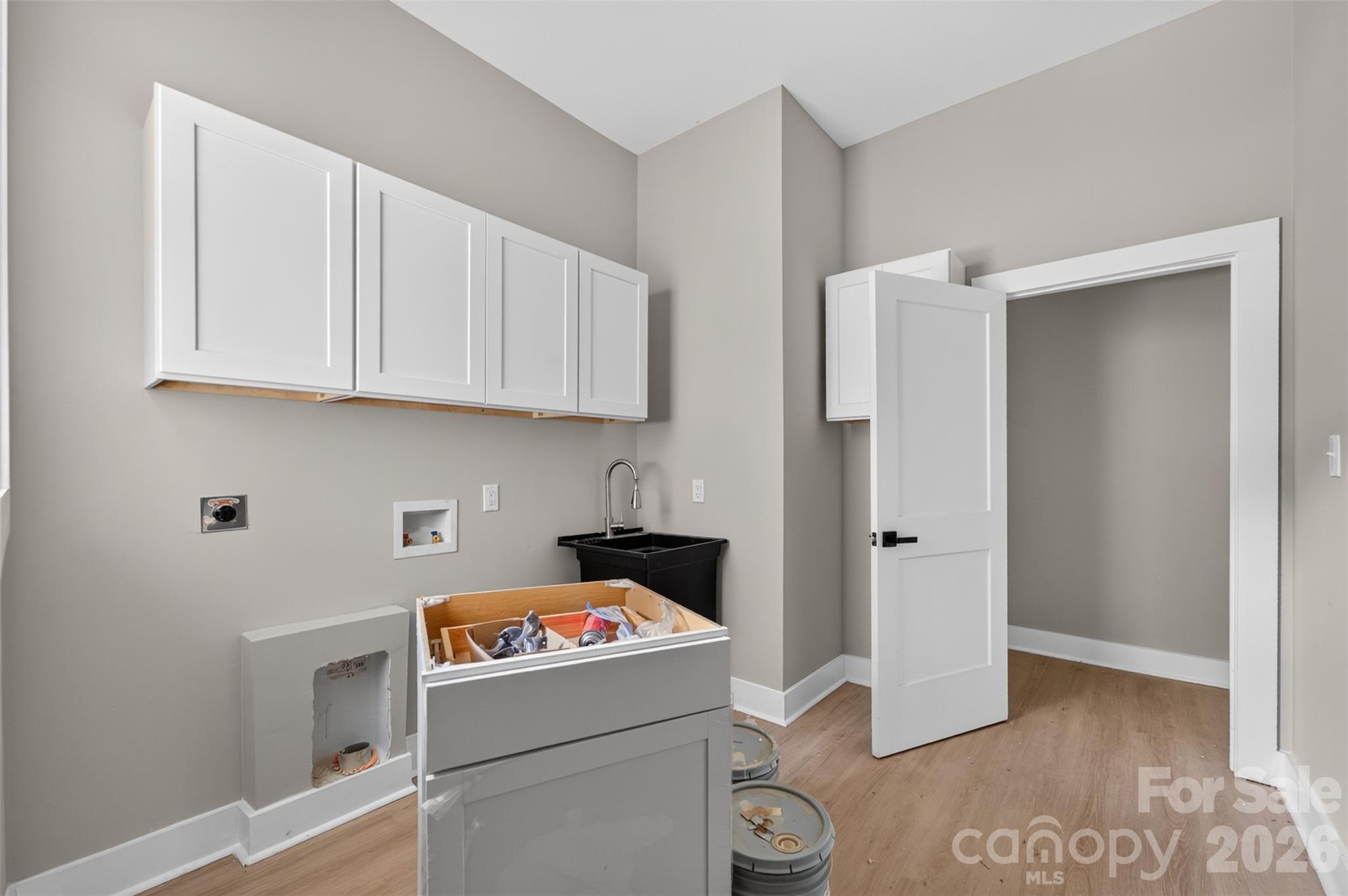 1266 Ron Whicker Drive Property Photo 33