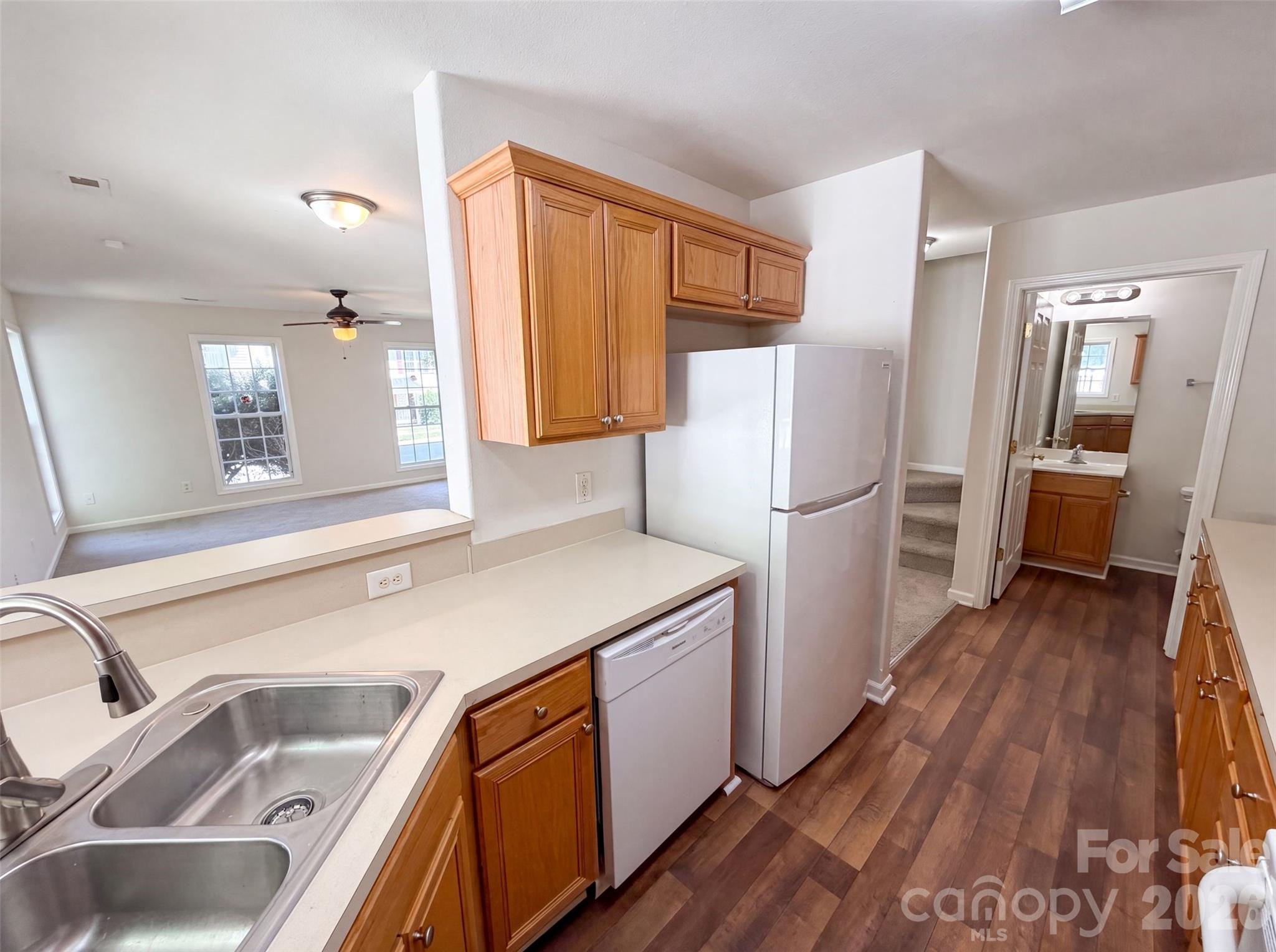 9514 Littleleaf Drive Property Photo 4