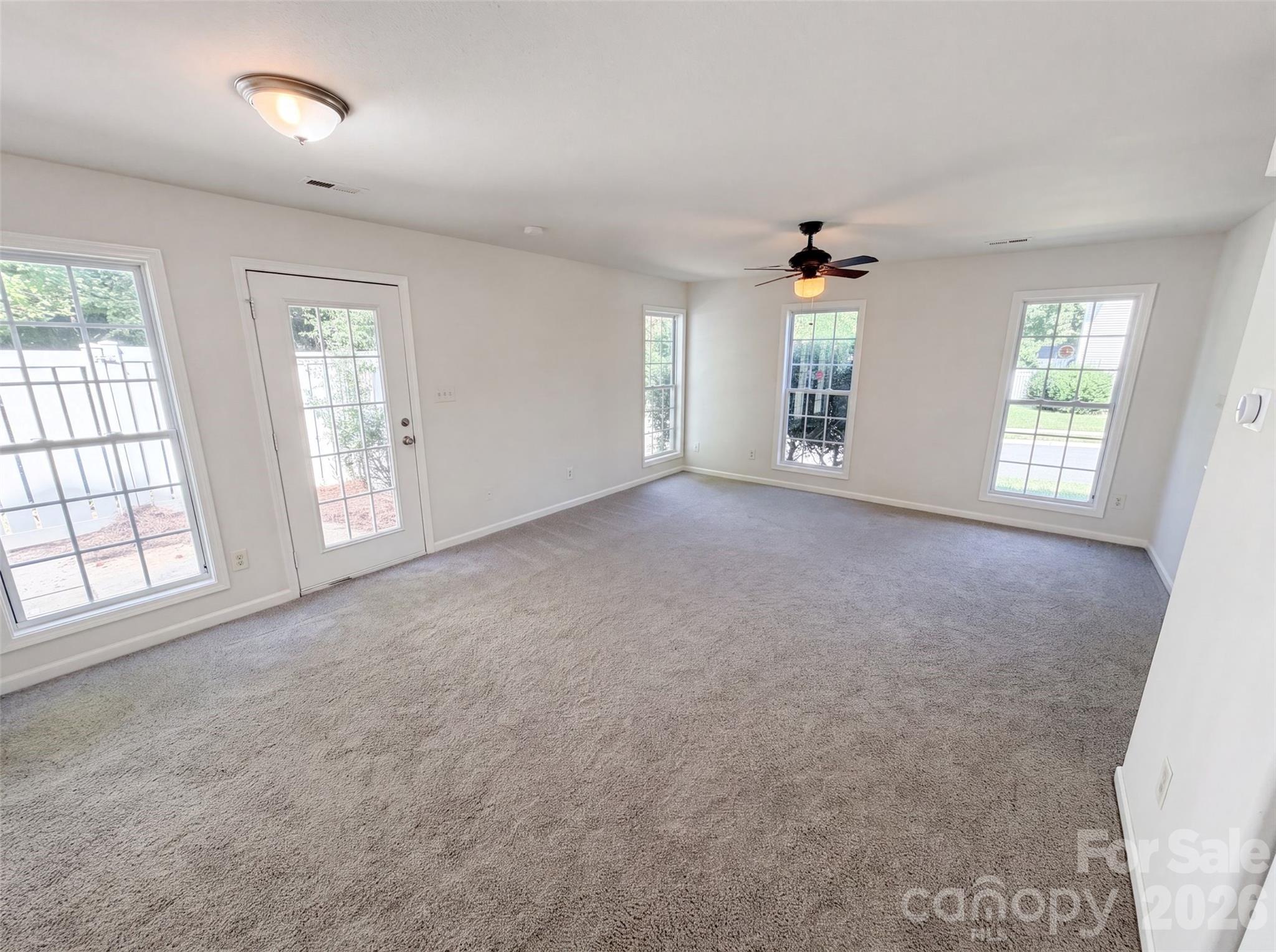 9514 Littleleaf Drive Property Photo 10