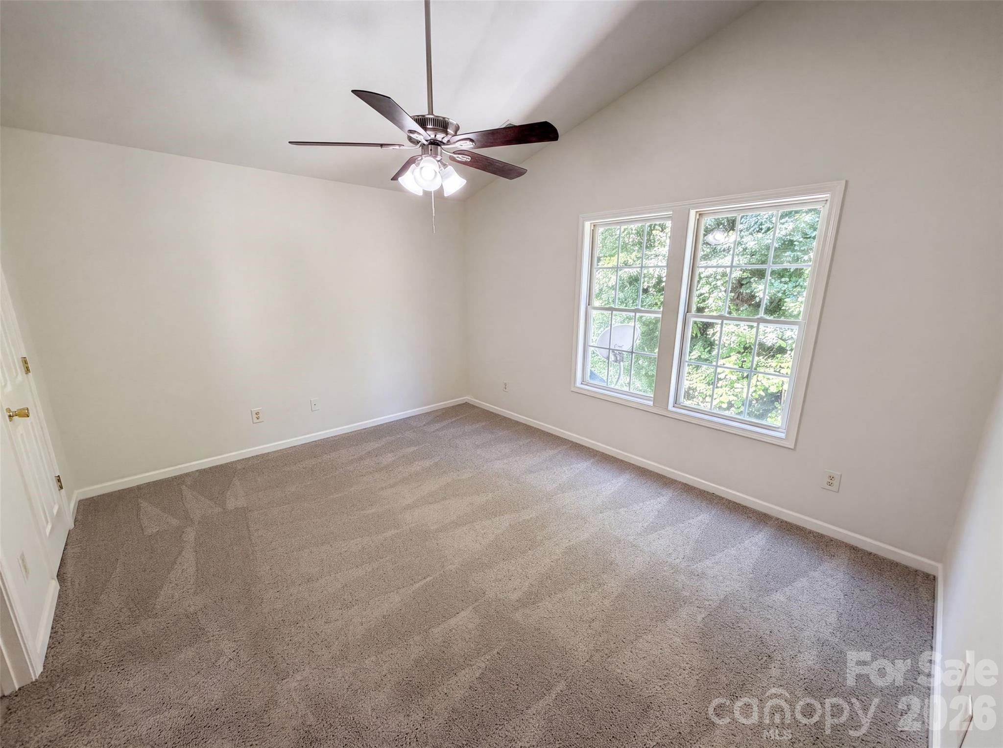9514 Littleleaf Drive Property Photo 14