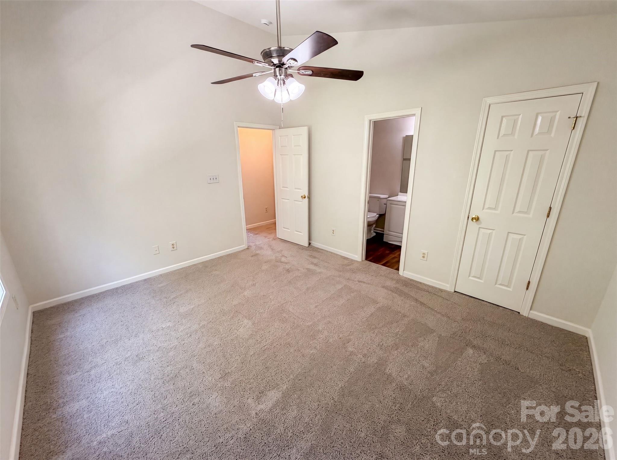 9514 Littleleaf Drive Property Photo 15