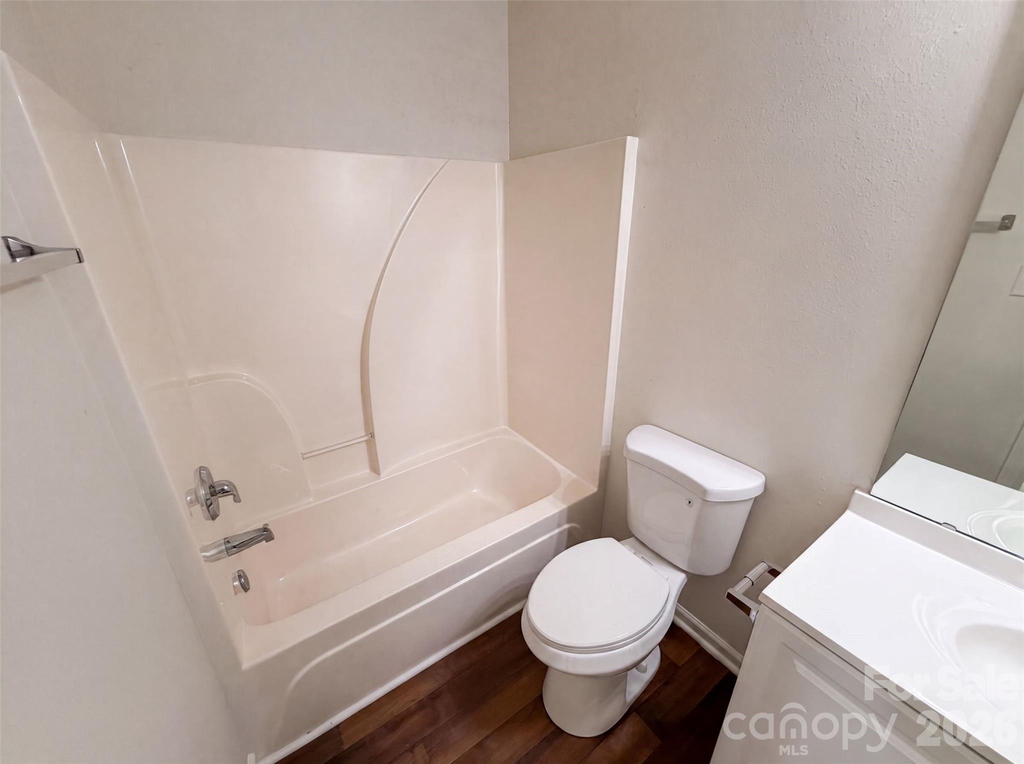 9514 Littleleaf Drive Property Photo 17