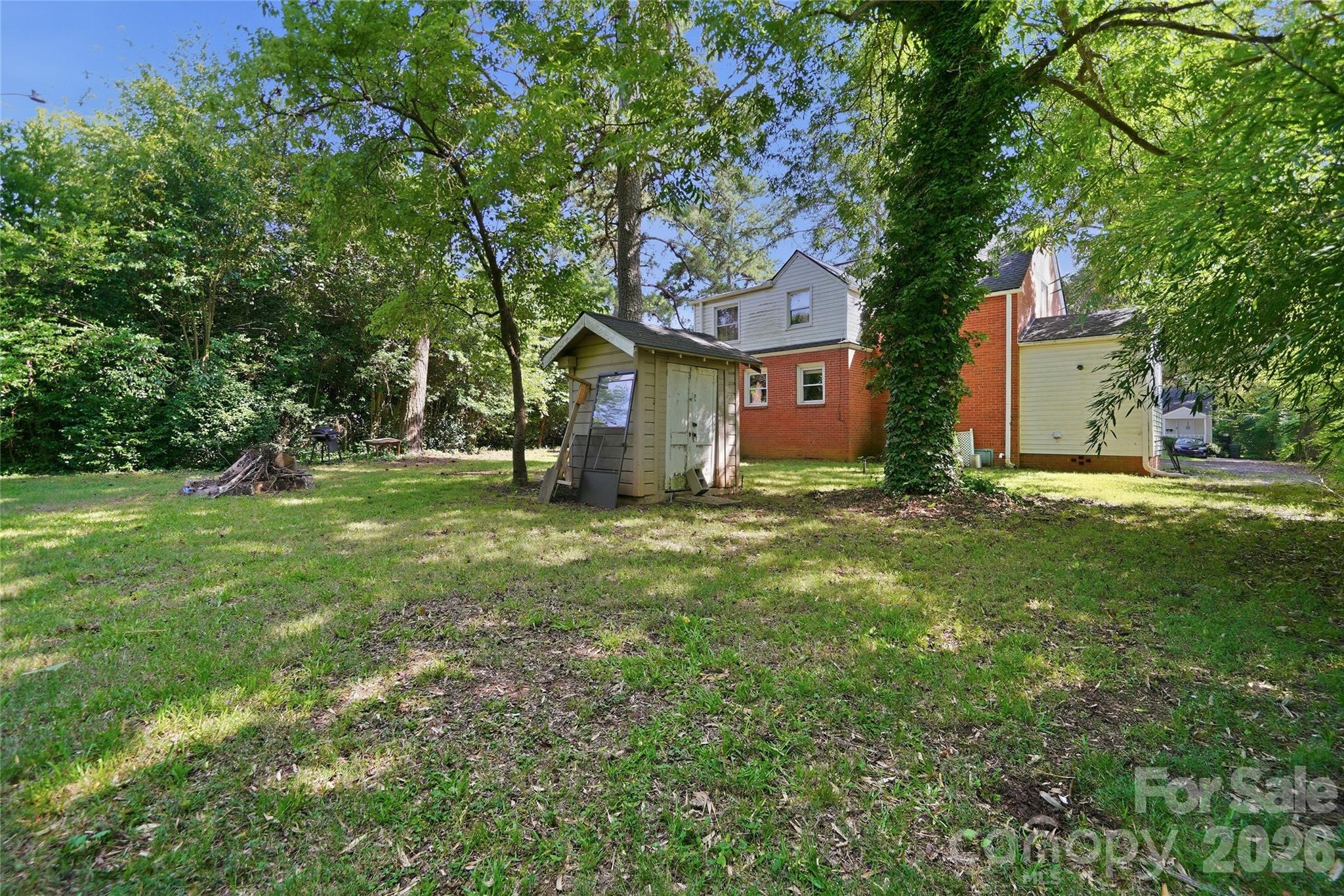 457 Willowbrook Avenue Property Photo 19