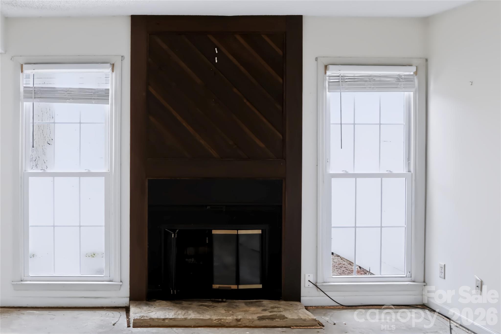 6805 Cabot Circle Property Photo 1