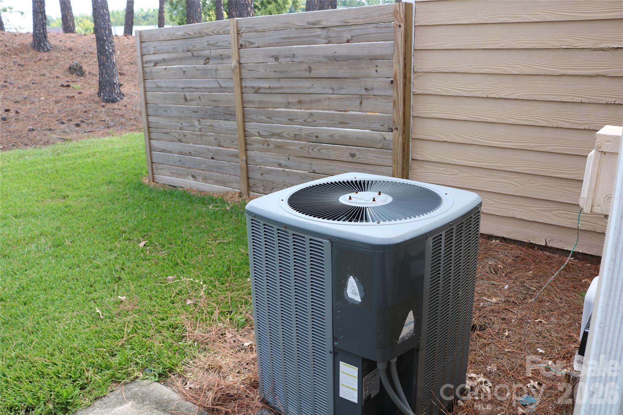 6805 Cabot Circle Property Photo 9