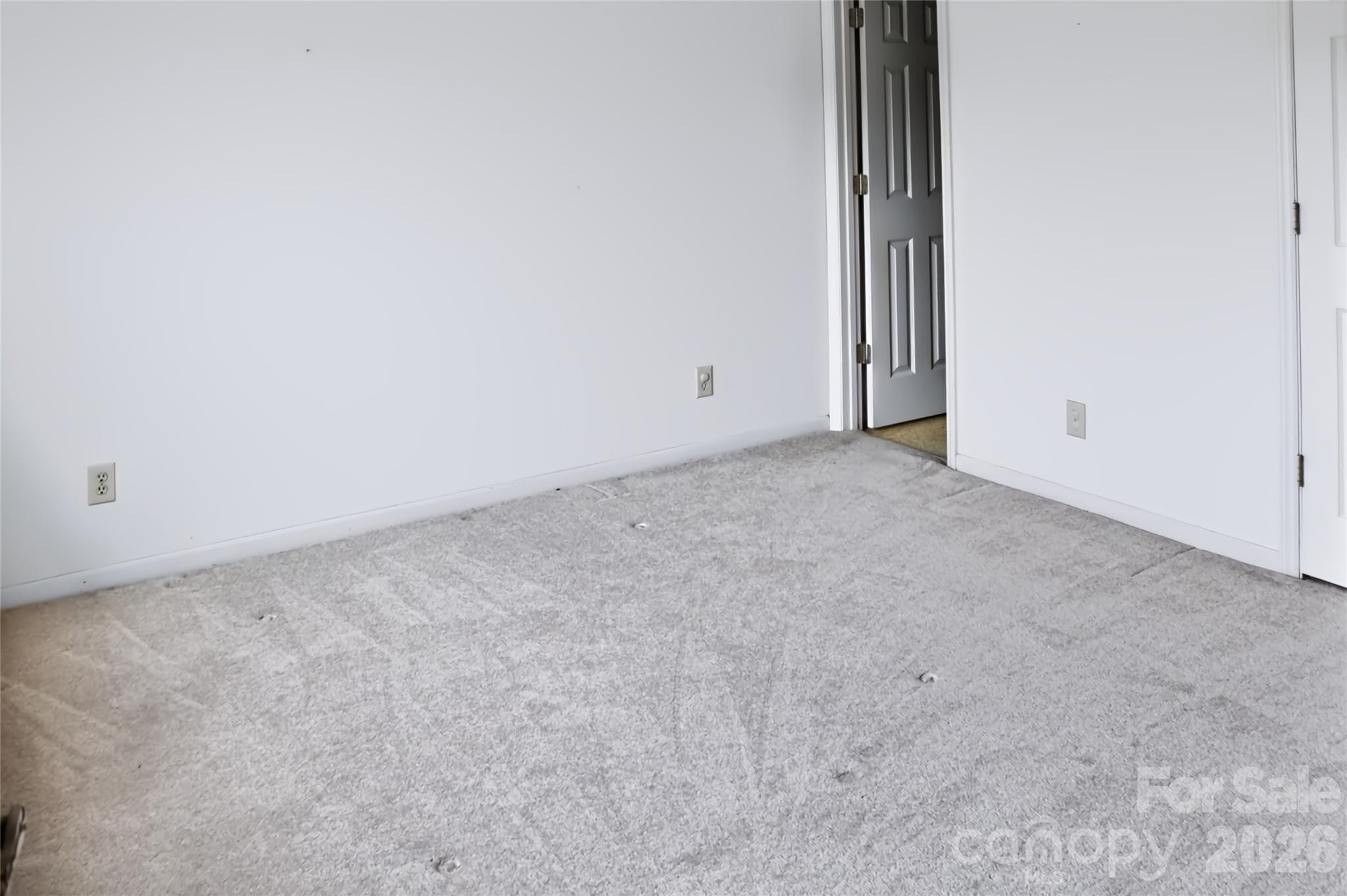 6805 Cabot Circle Property Photo 10