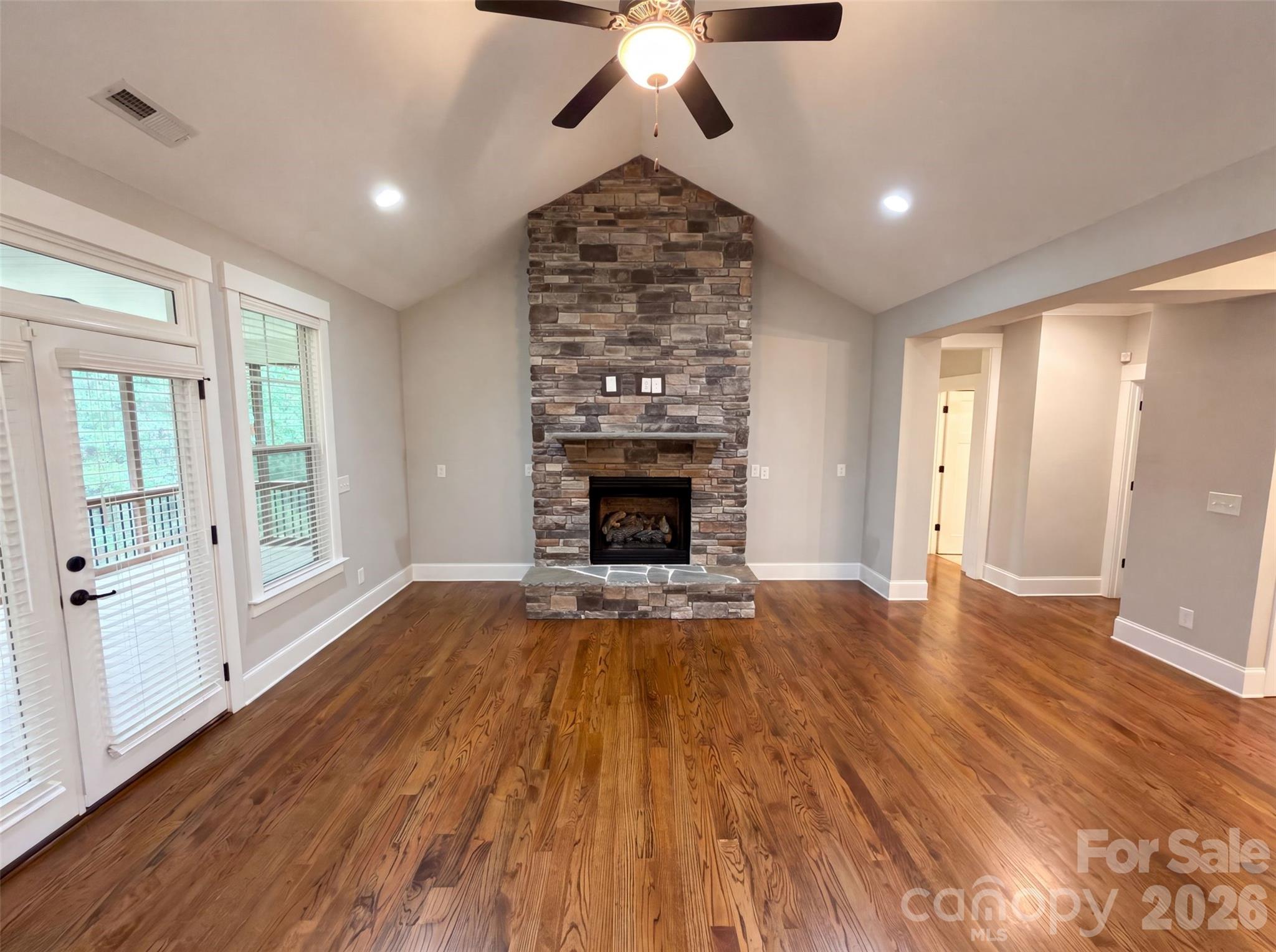 4193 Persimmon Road Property Photo 3