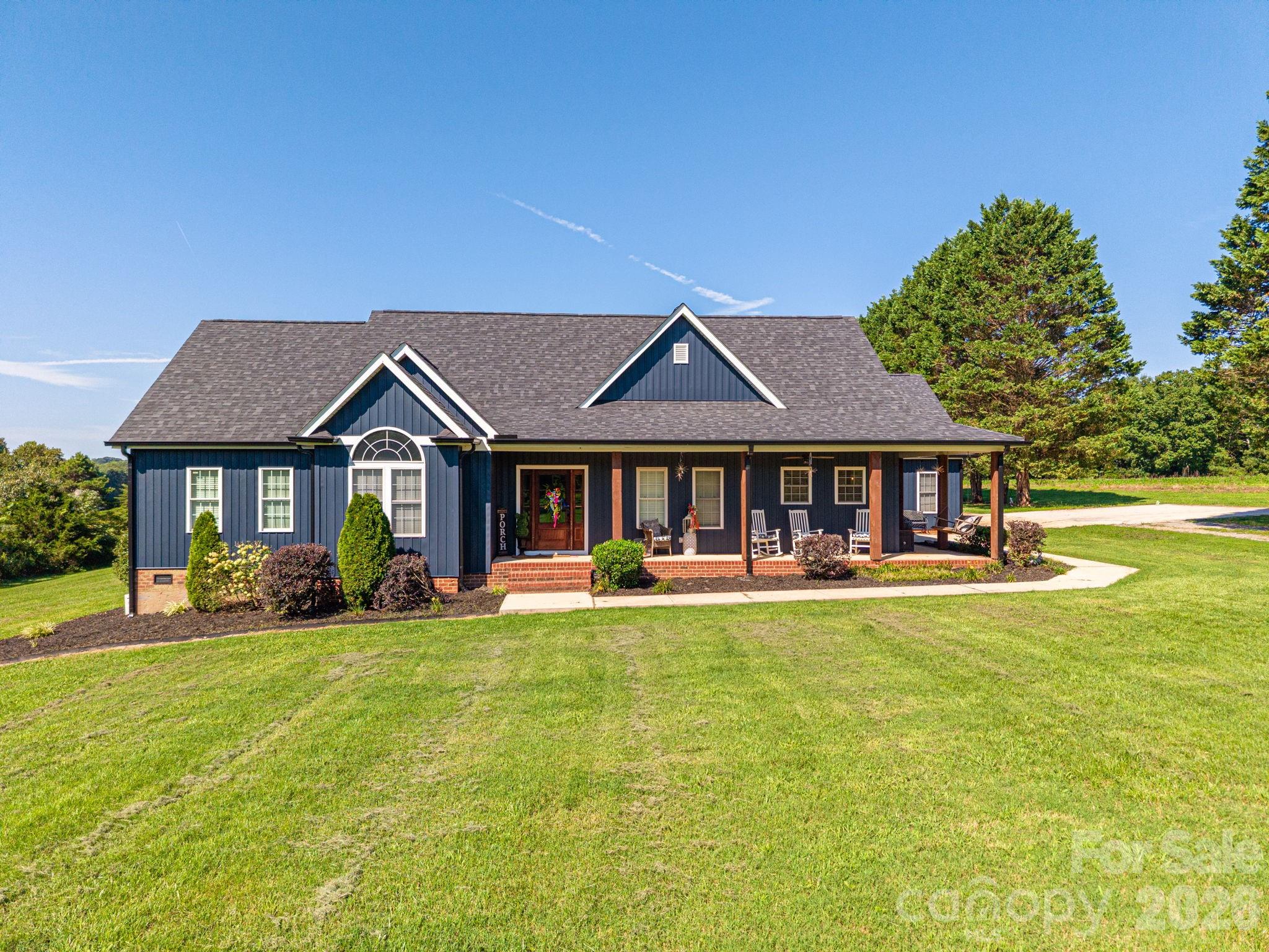 949 Cat Square Road Property Photo 4