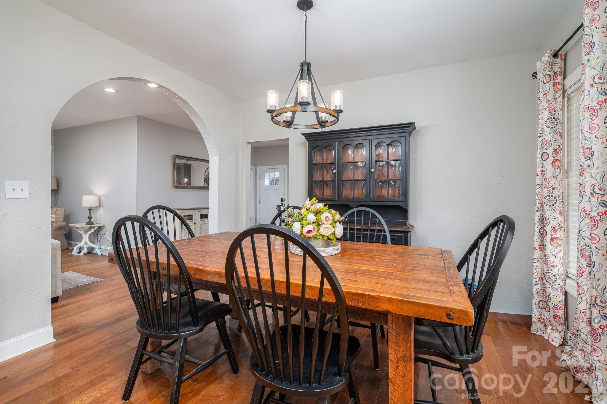 949 Cat Square Road Property Photo 8