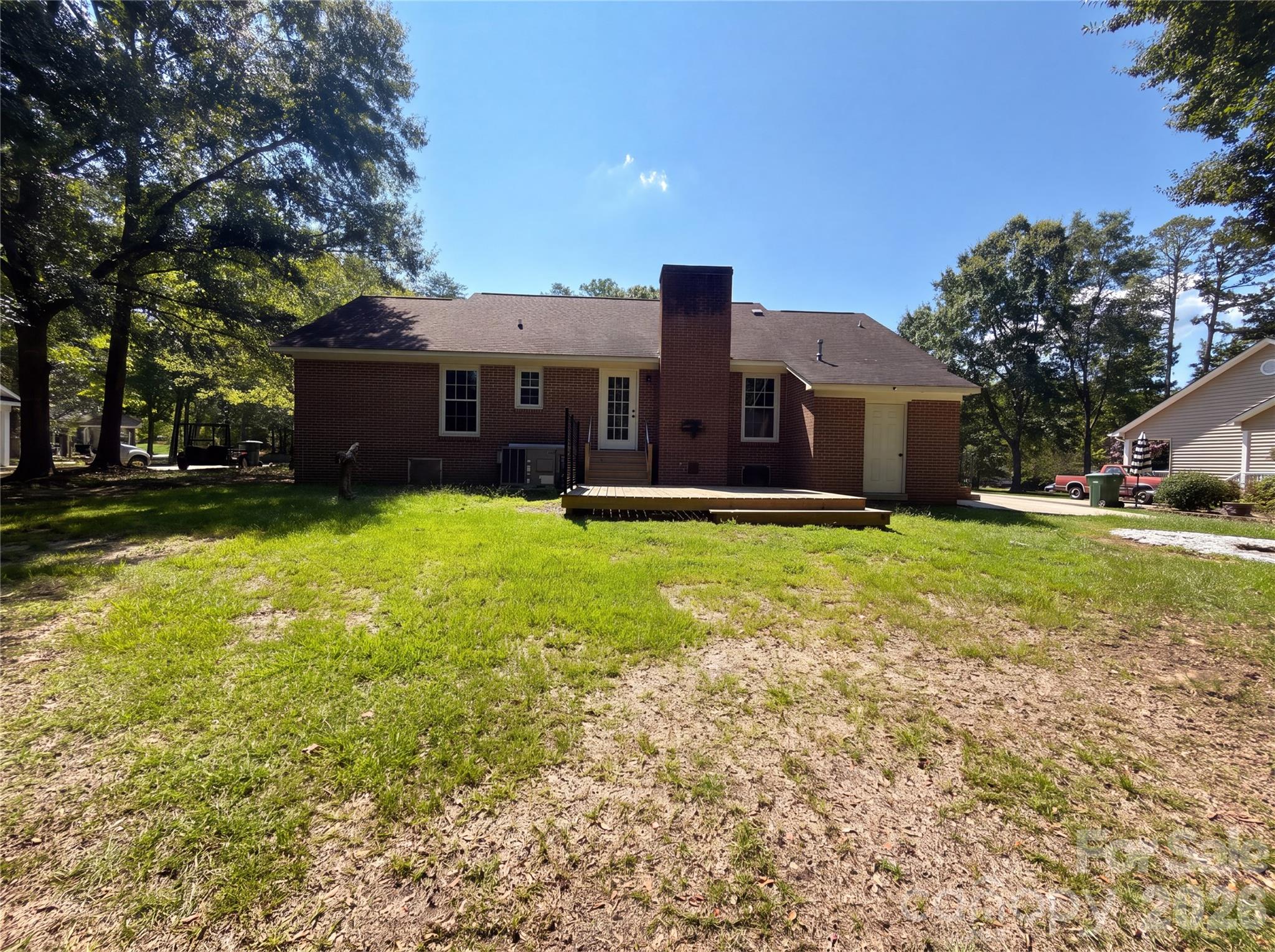 2592 Tully Court Property Photo 14