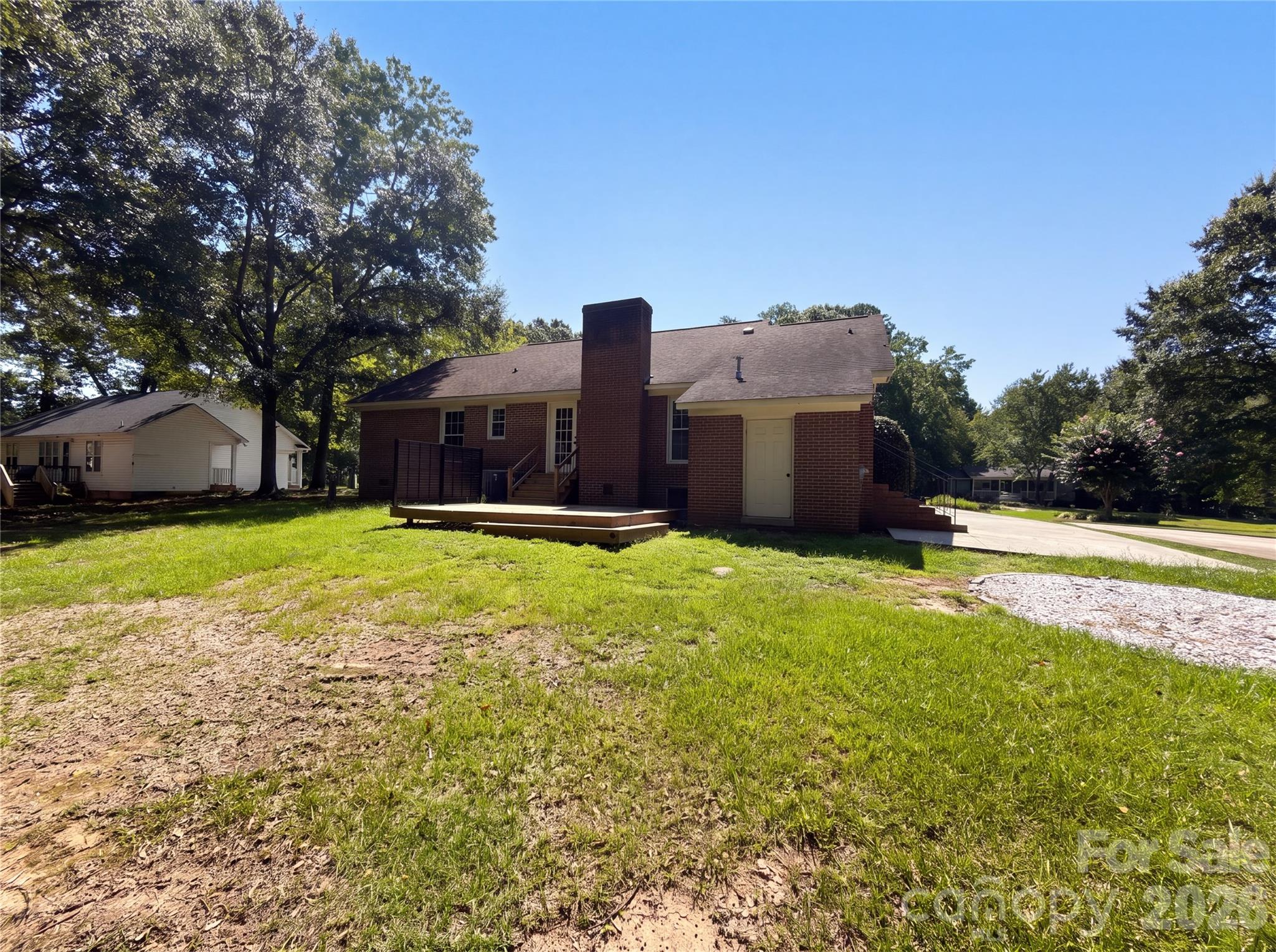 2592 Tully Court Property Photo 15