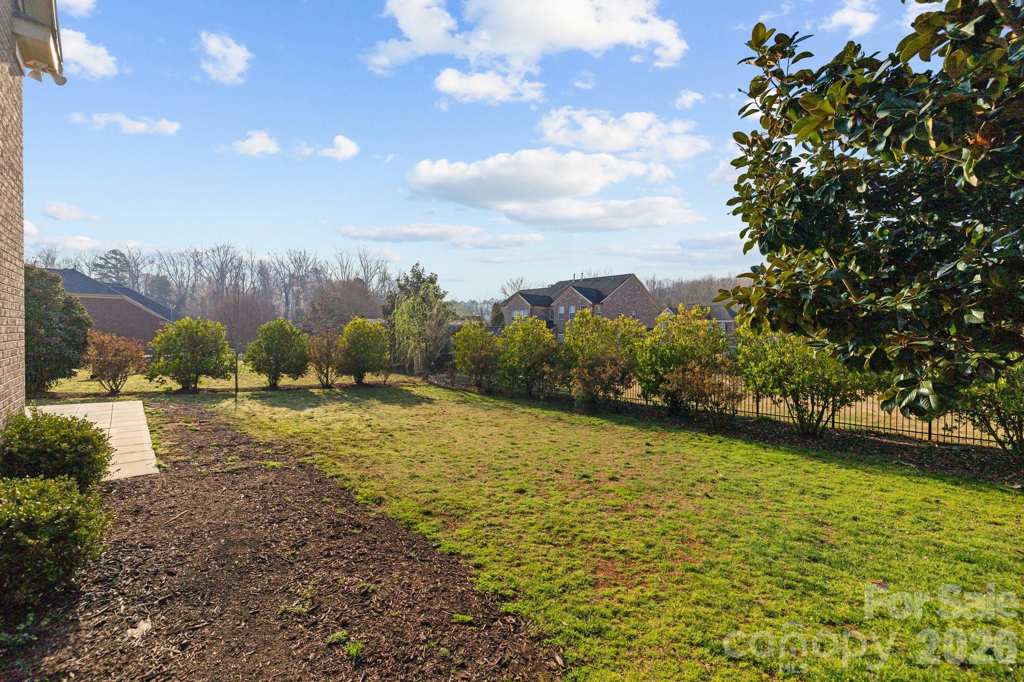 3907 Voltaire Drive Property Photo 4