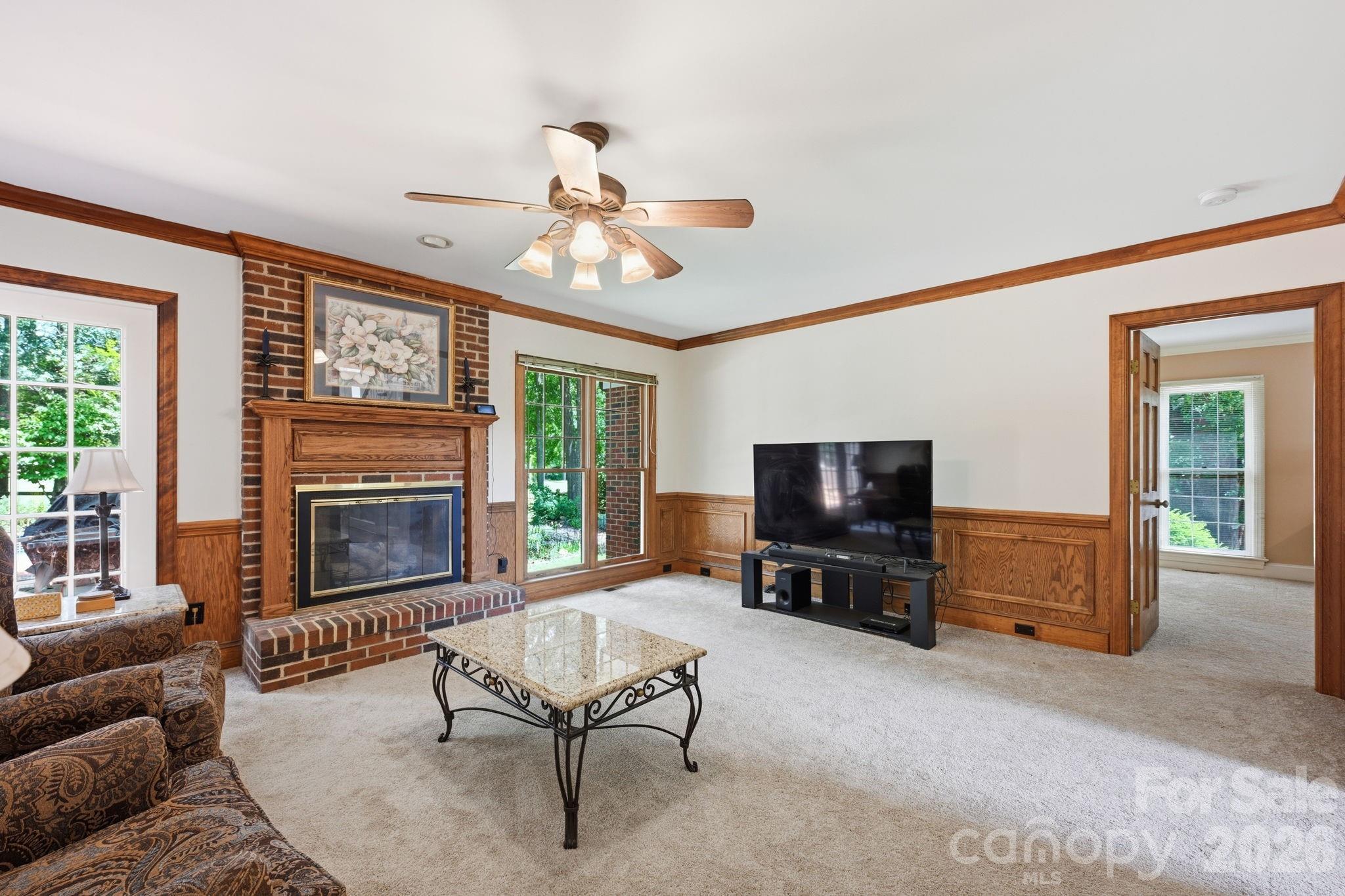 4620 Fairvista Drive Property Photo 3