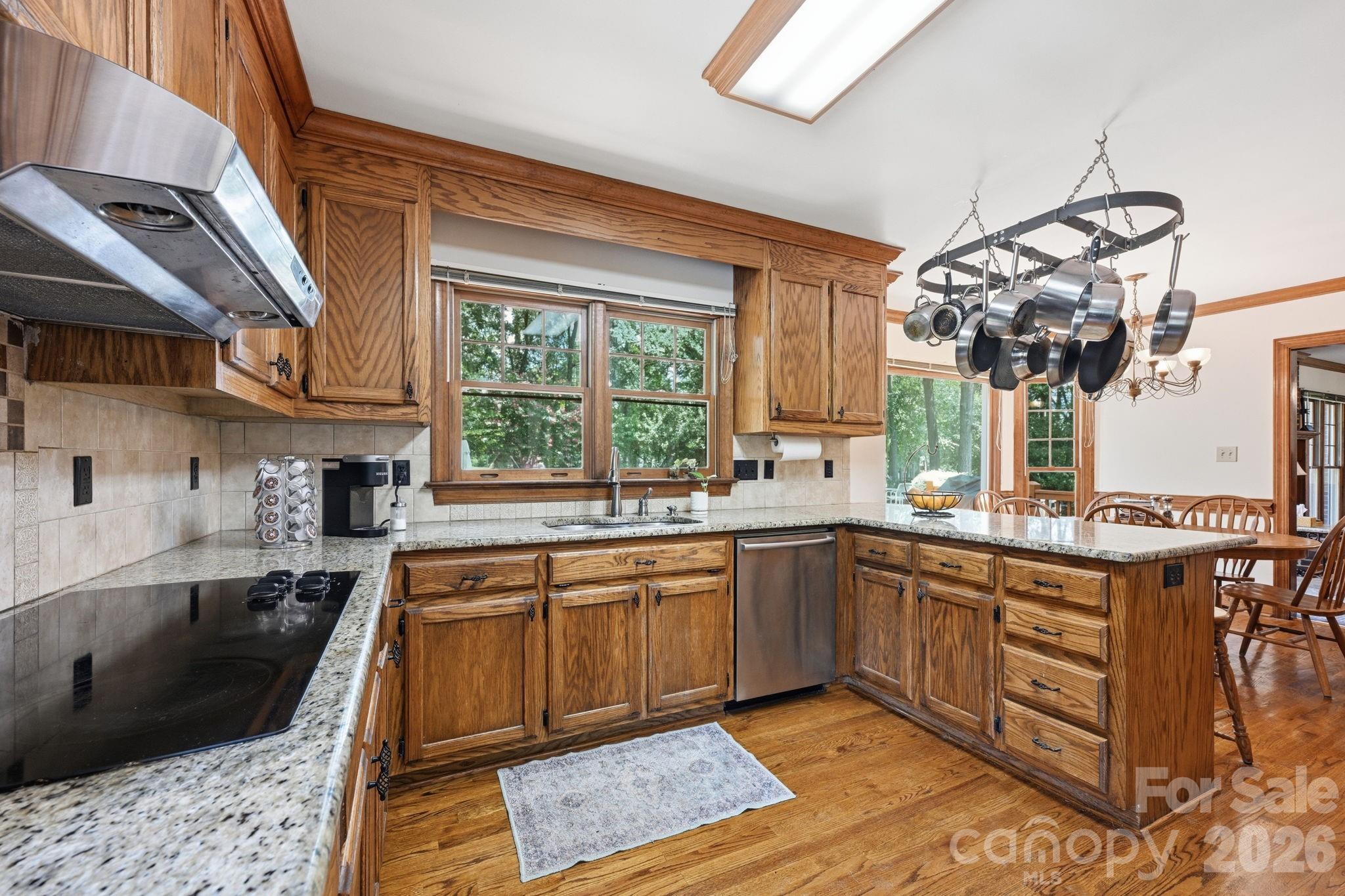 4620 Fairvista Drive Property Photo 11