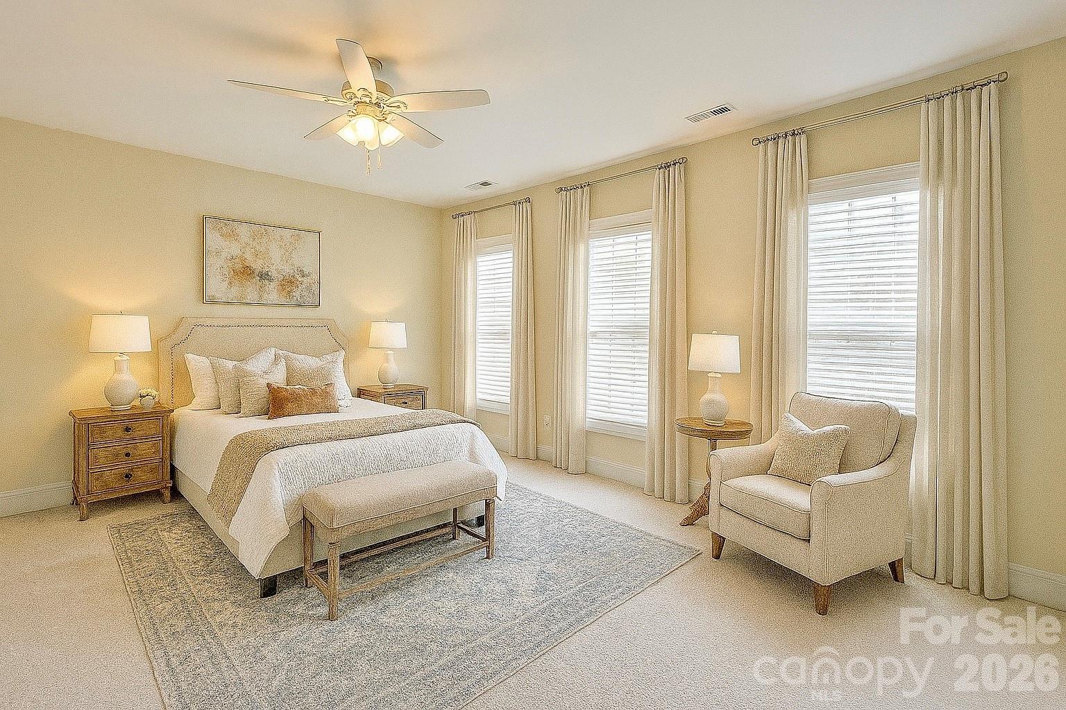 1025 N Sharon Amity Road Property Photo 16