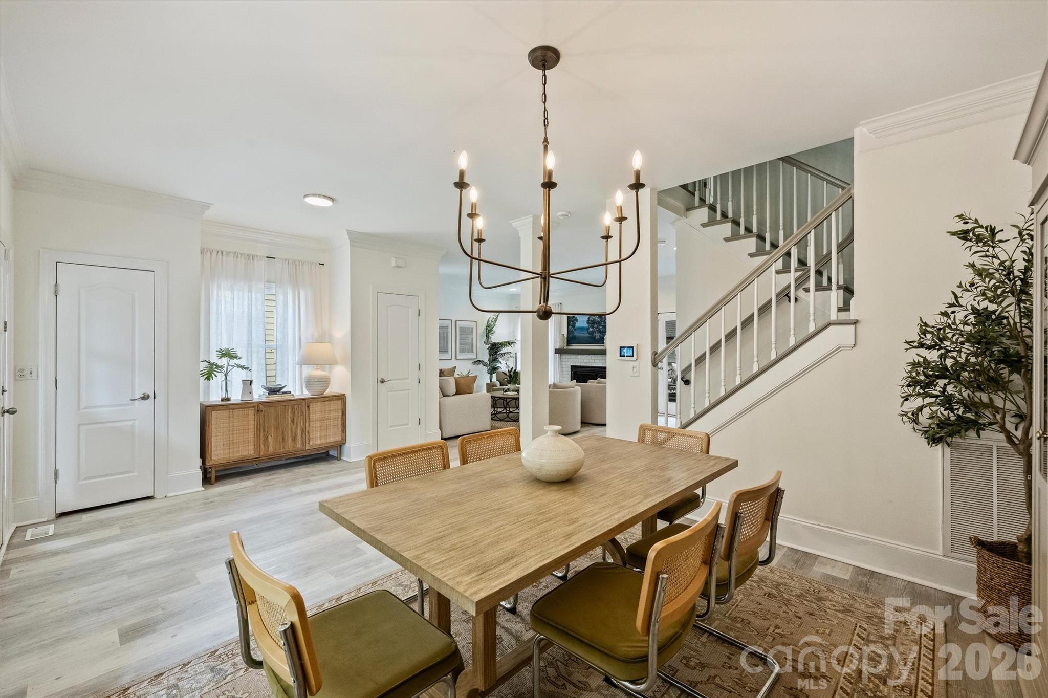 1328 Ivey Drive Property Photo 7