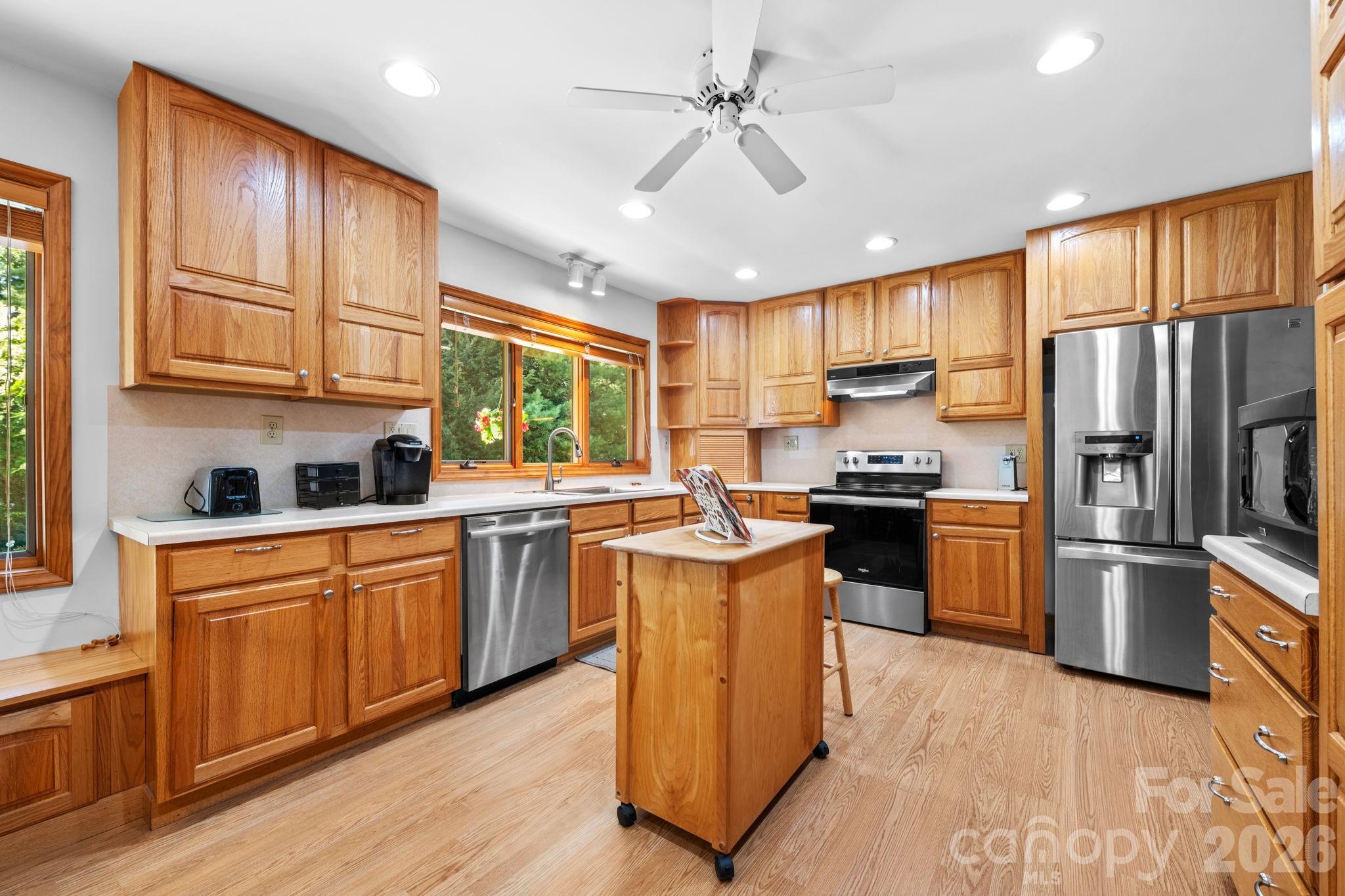168 Heather Street Property Photo 10