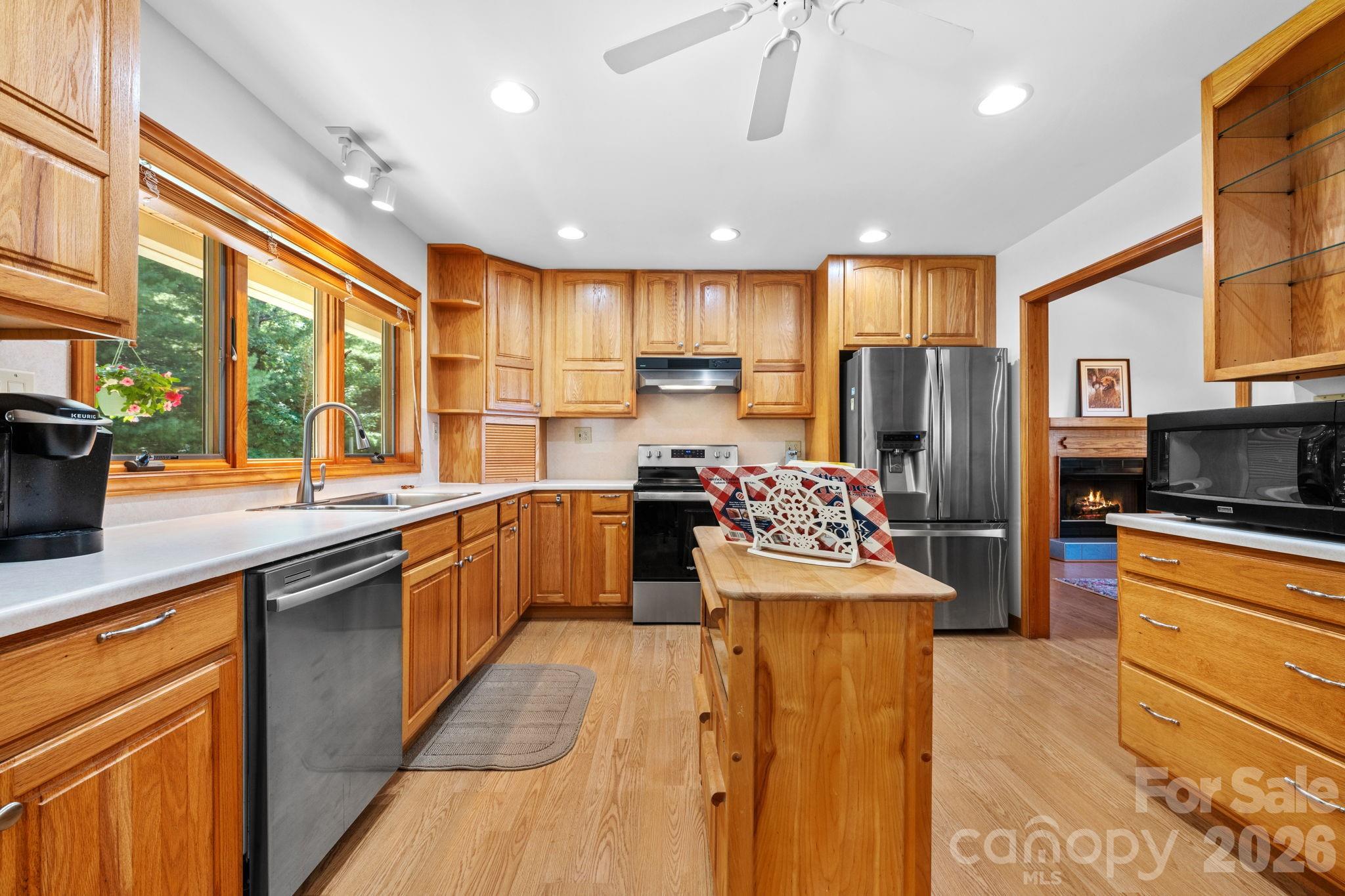168 Heather Street Property Photo 11