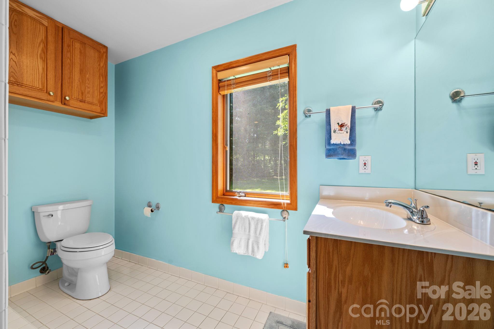 168 Heather Street Property Photo 28