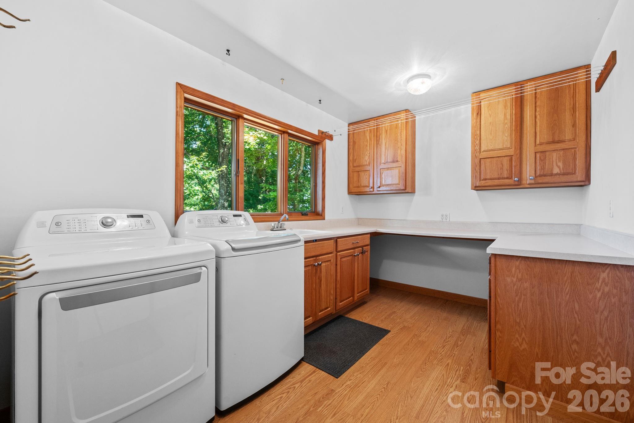 168 Heather Street Property Photo 32