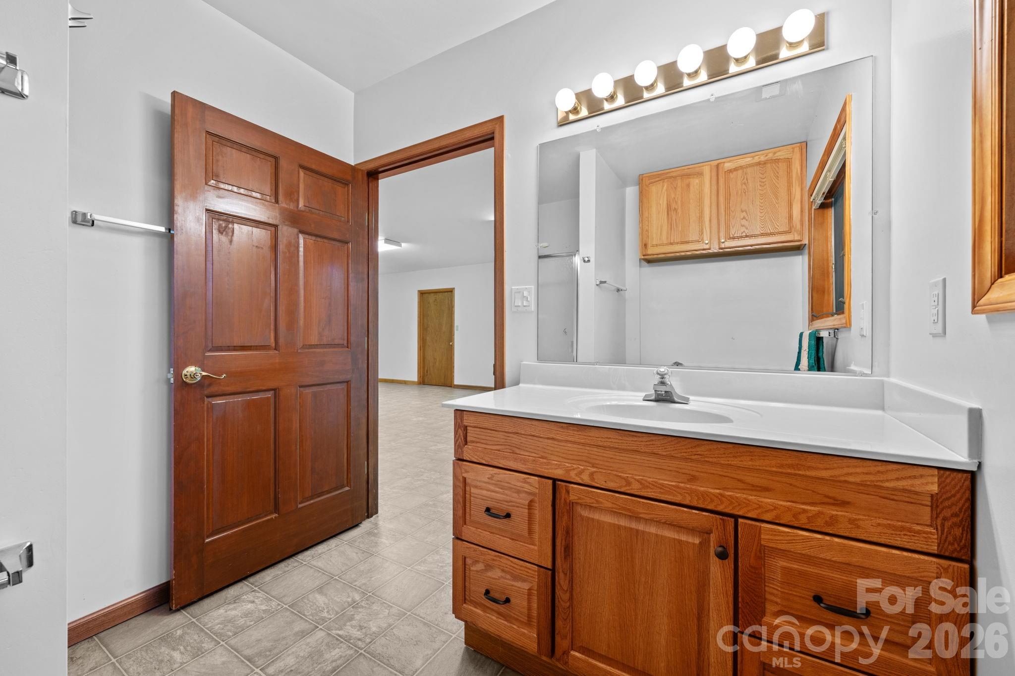 168 Heather Street Property Photo 37