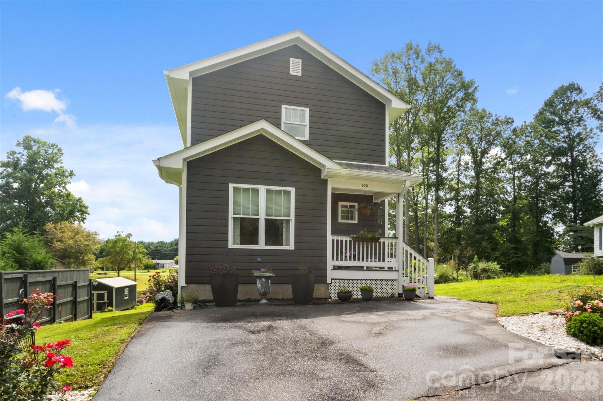 100 Victoria Springs Drive Property Photo 25