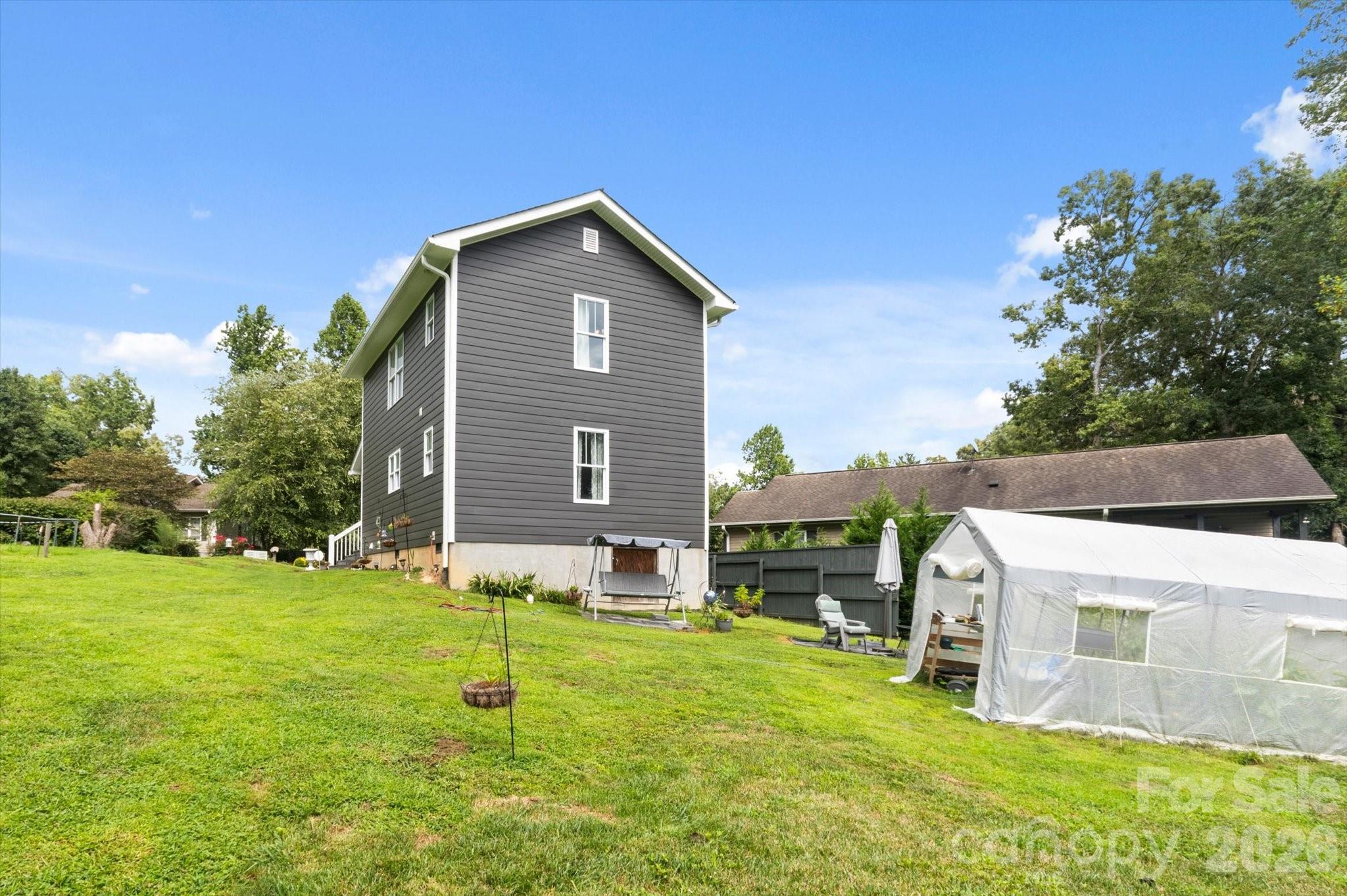 100 Victoria Springs Drive Property Photo 26