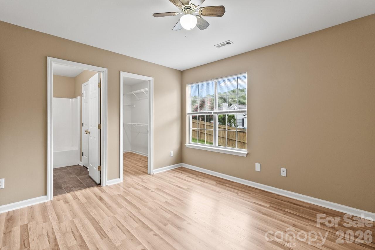 384 Cedarcroft Drive 100 Property Photo 16