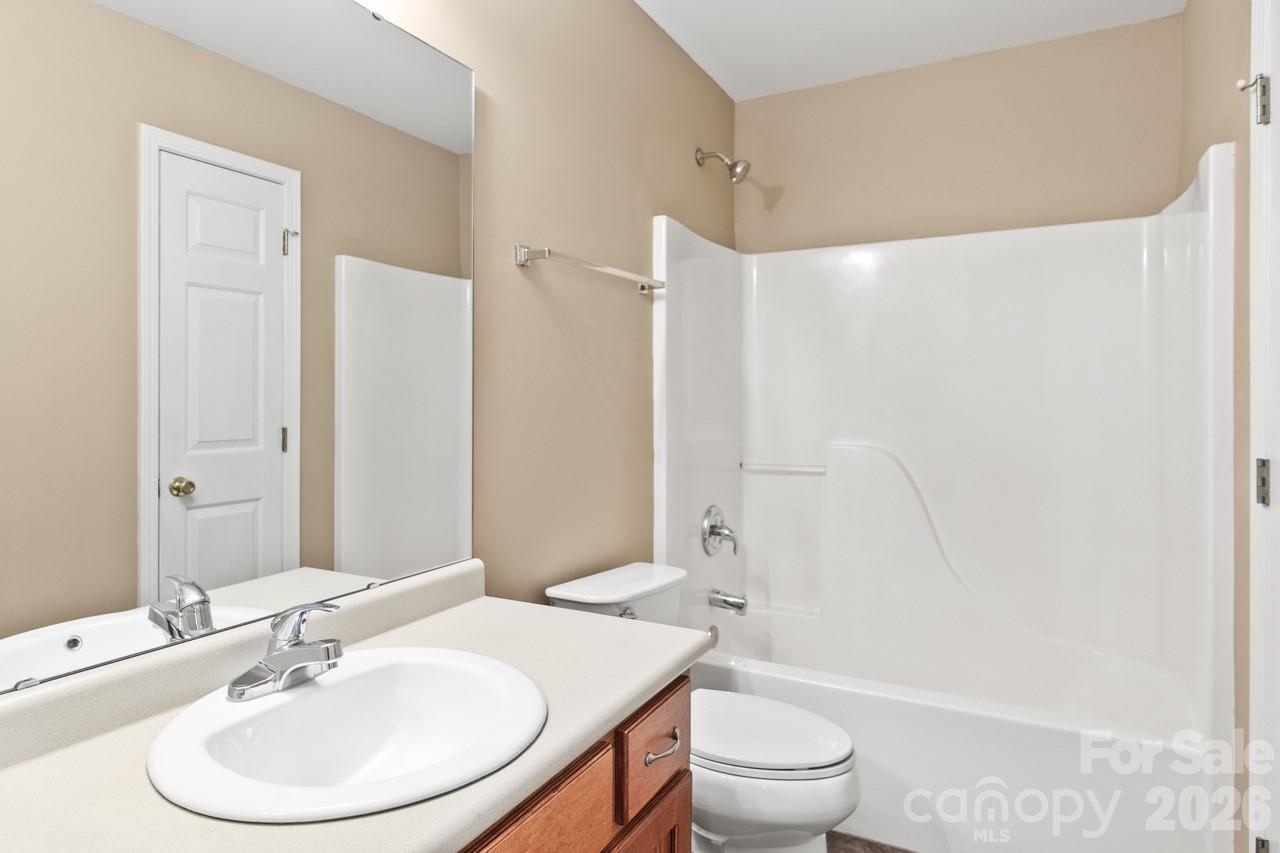 384 Cedarcroft Drive 100 Property Photo 18