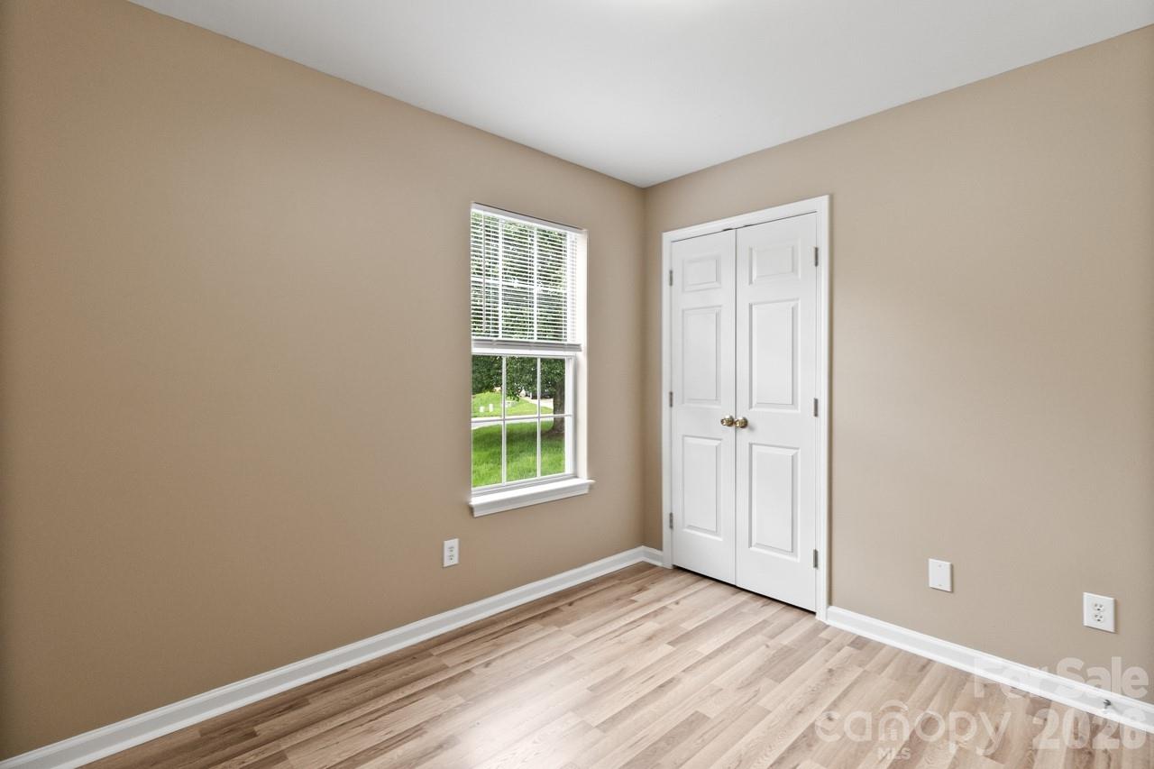 384 Cedarcroft Drive 100 Property Photo 25
